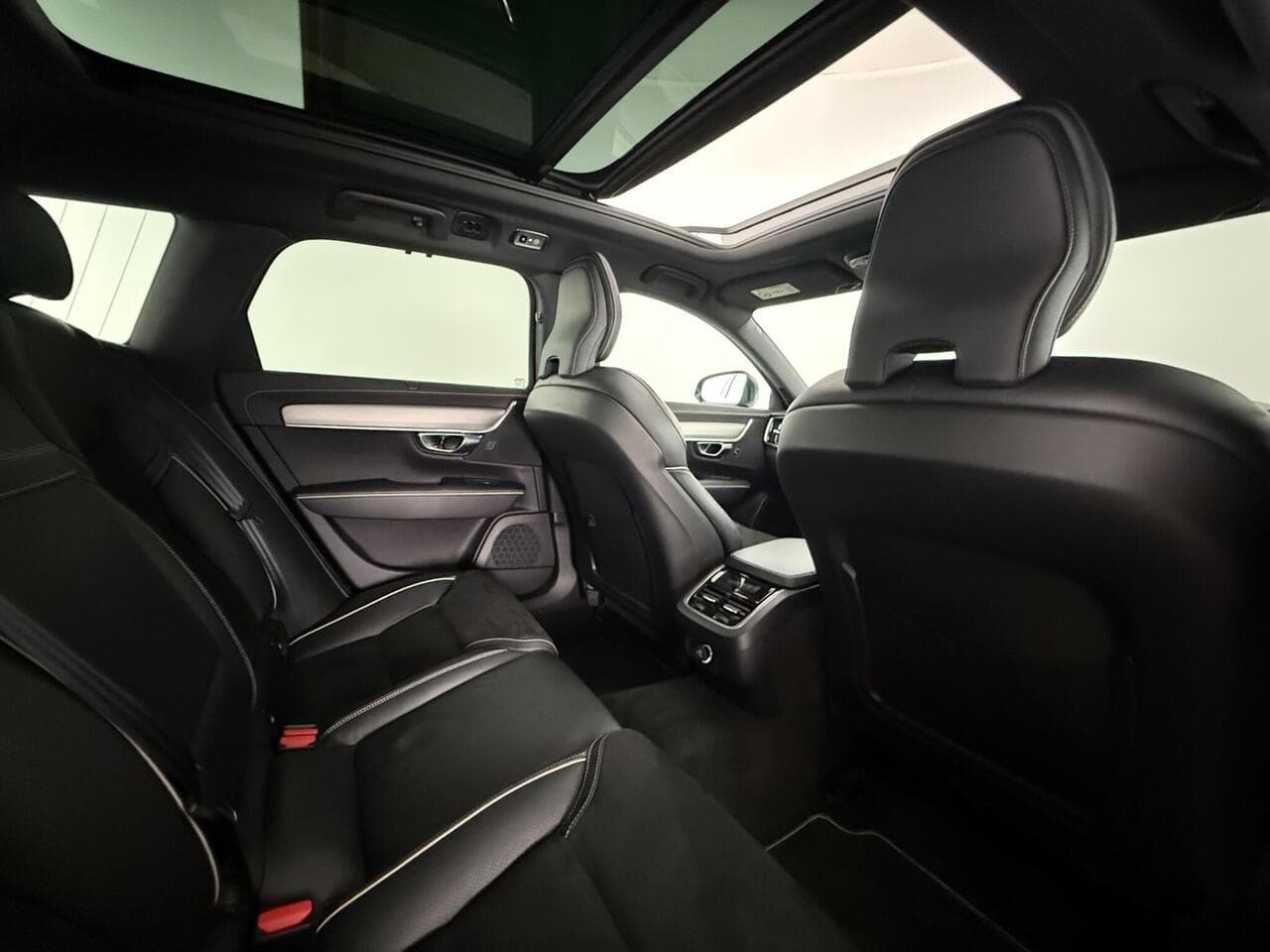 Volvo V90 thumbnail Inconclusive