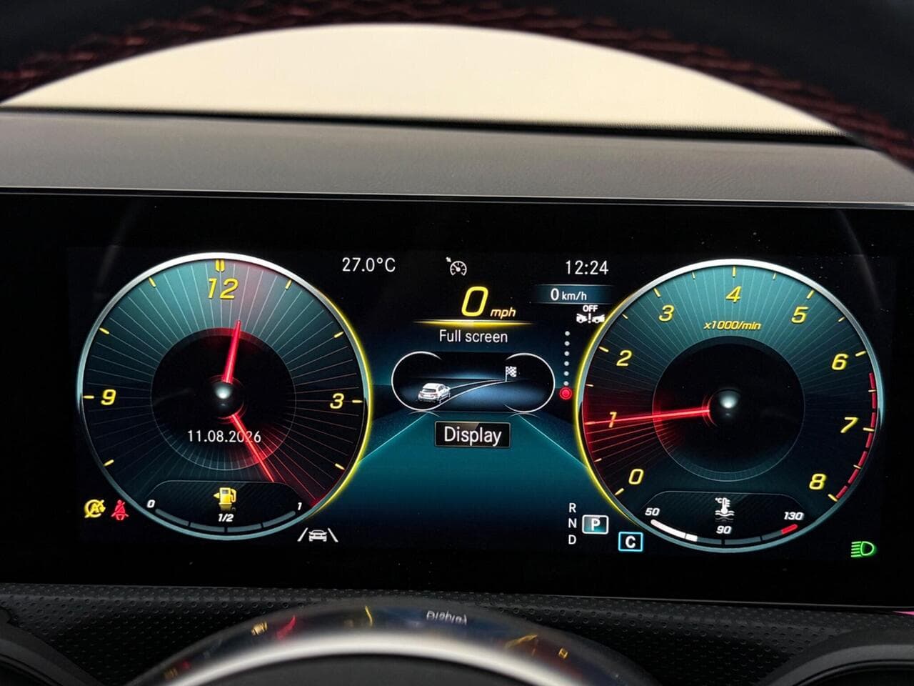 Mercedes-Benz CLA thumbnail Driver Instruments