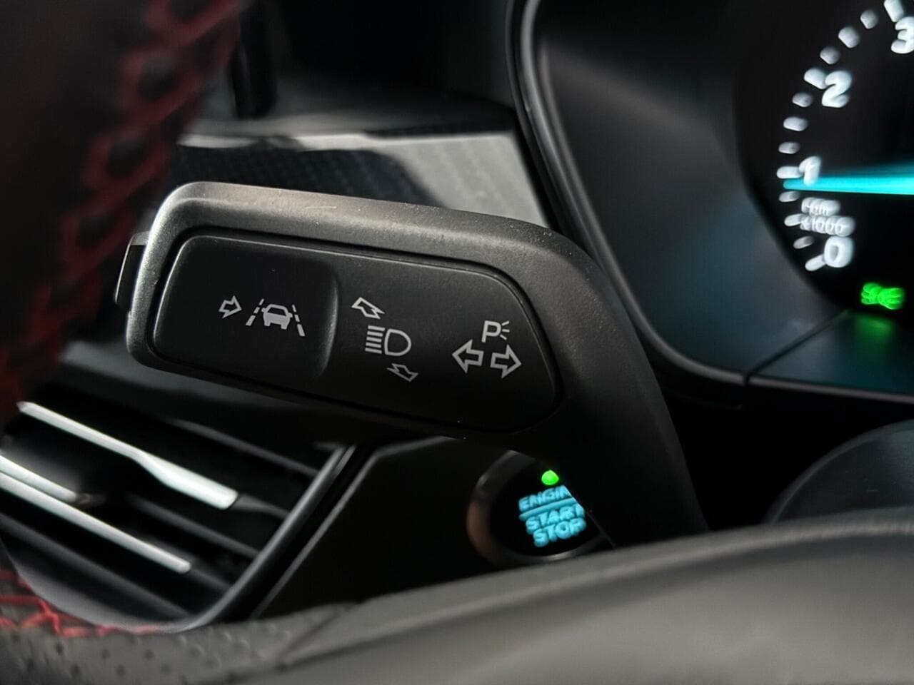 Ford Focus thumbnail Misc Controls