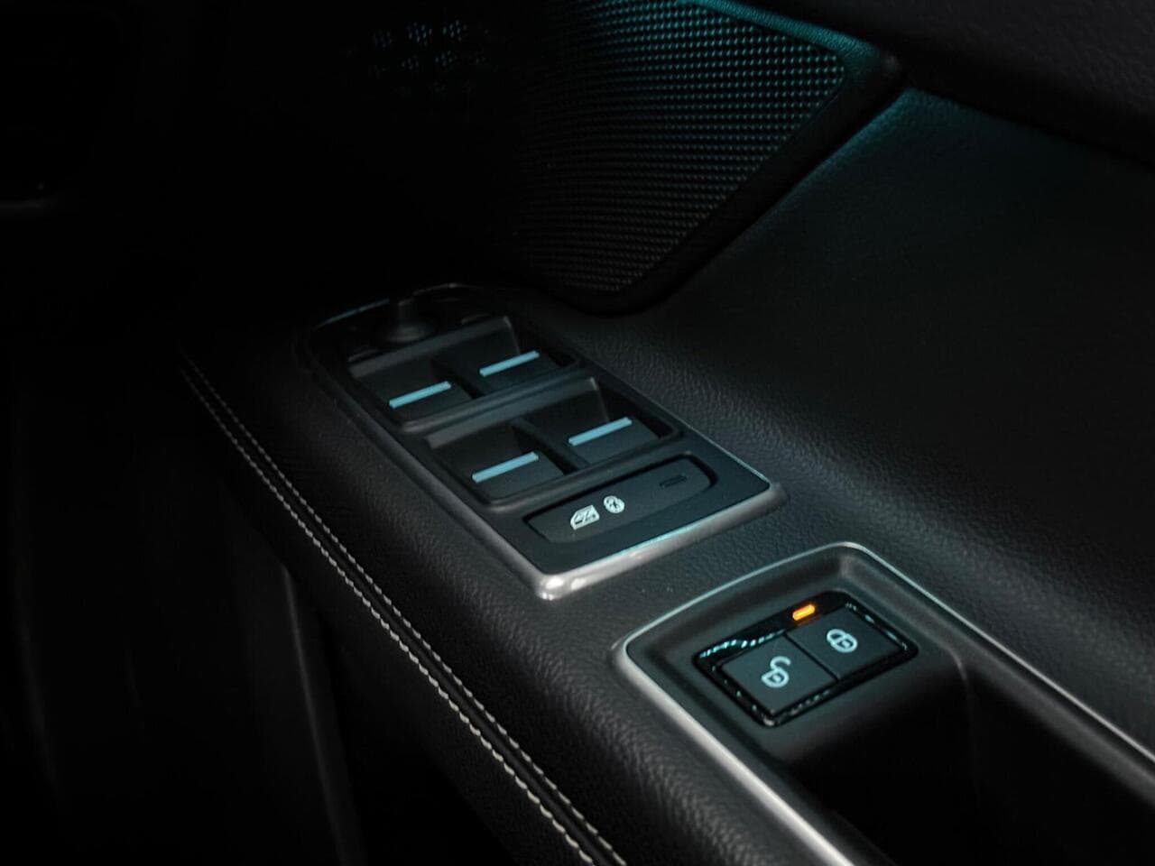 Jaguar XF thumbnail Misc Controls