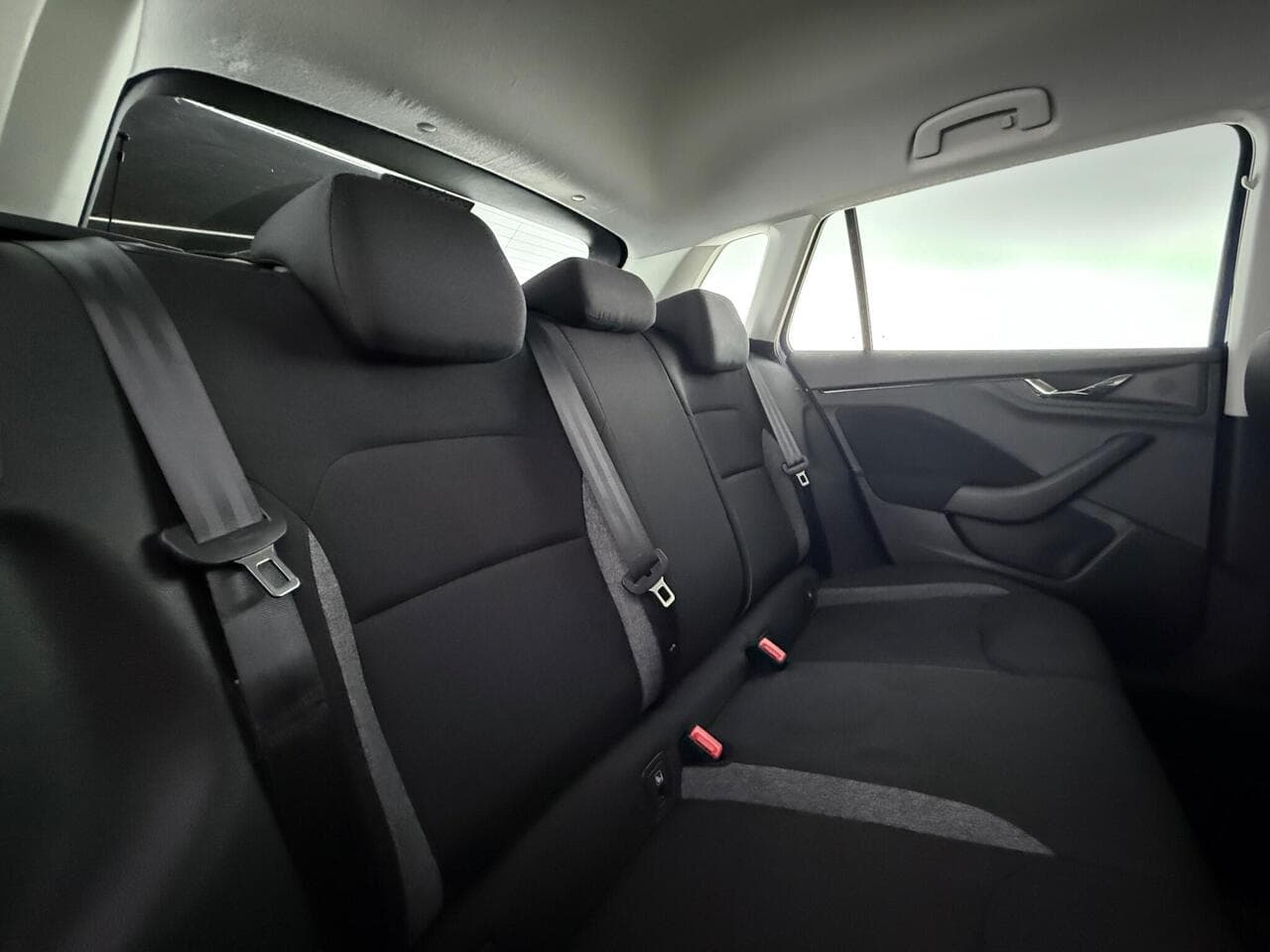 Skoda Kamiq thumbnail Seats Rear