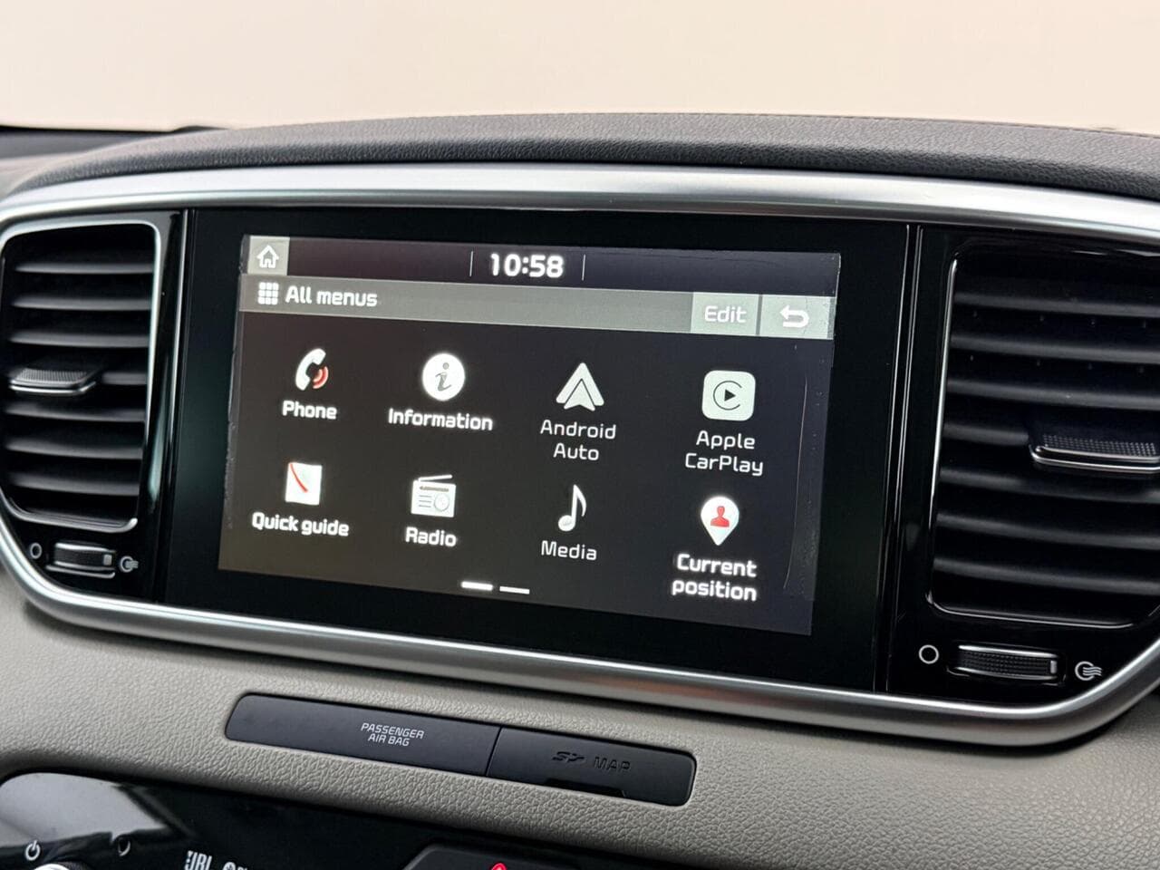 Kia Sportage thumbnail Infotainment System