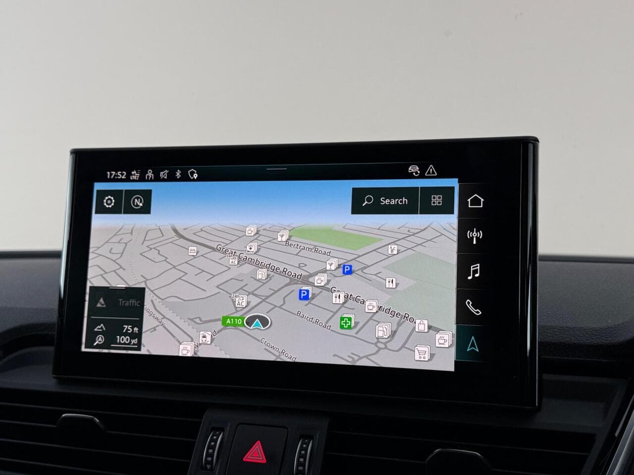 Audi Q5 thumbnail Infotainment System