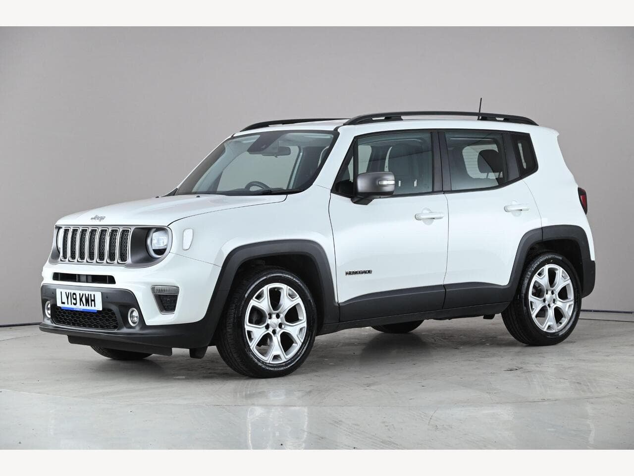Jeep Renegade thumbnail Front Left