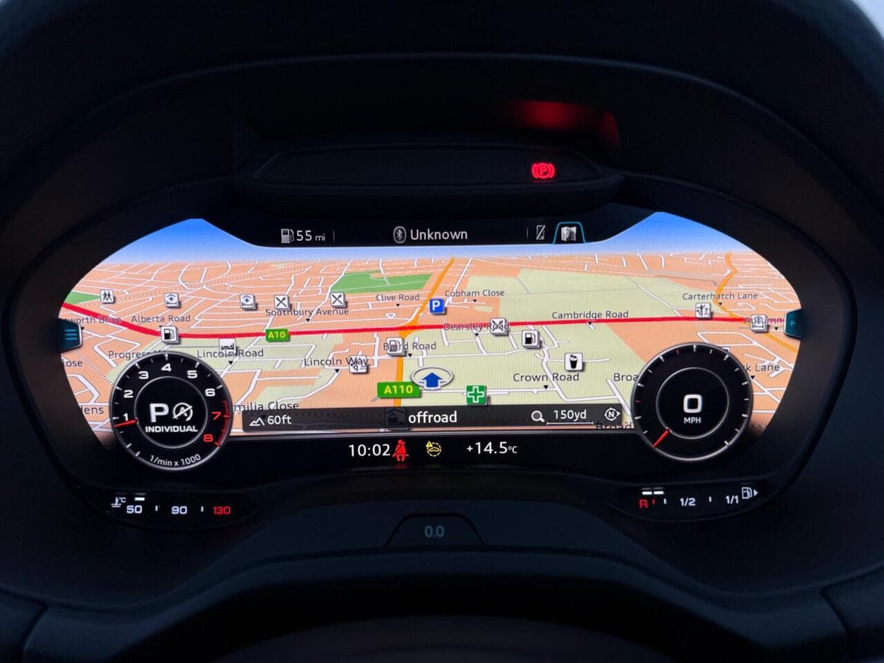 Audi Q2 thumbnail Driver Instruments
