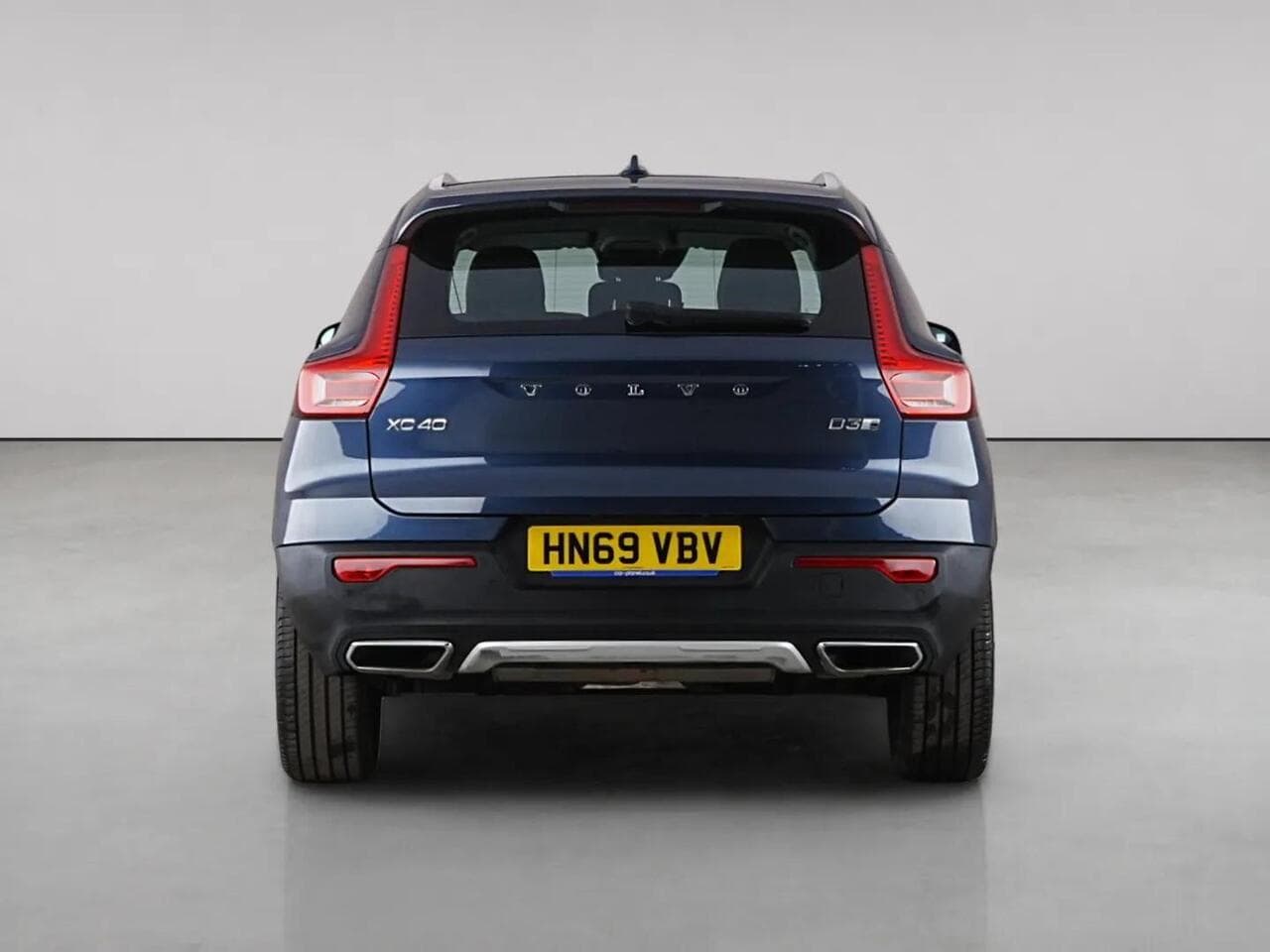 Volvo XC40 thumbnail Rear