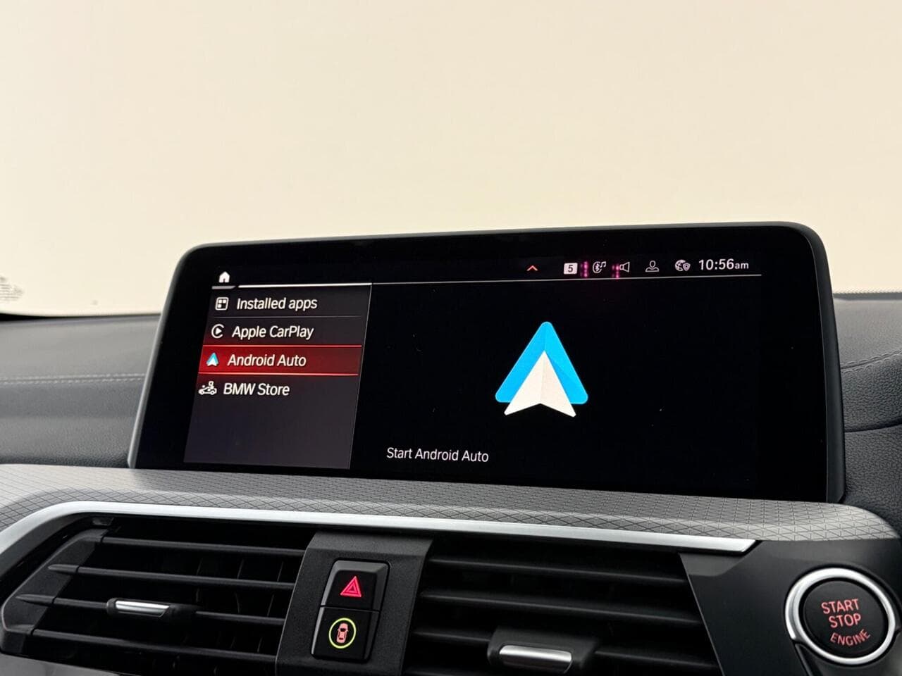 BMW X4 thumbnail Infotainment System