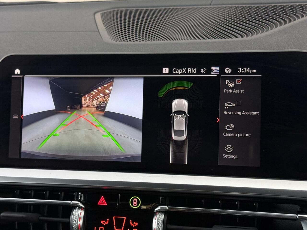 BMW 4 Series thumbnail Infotainment System