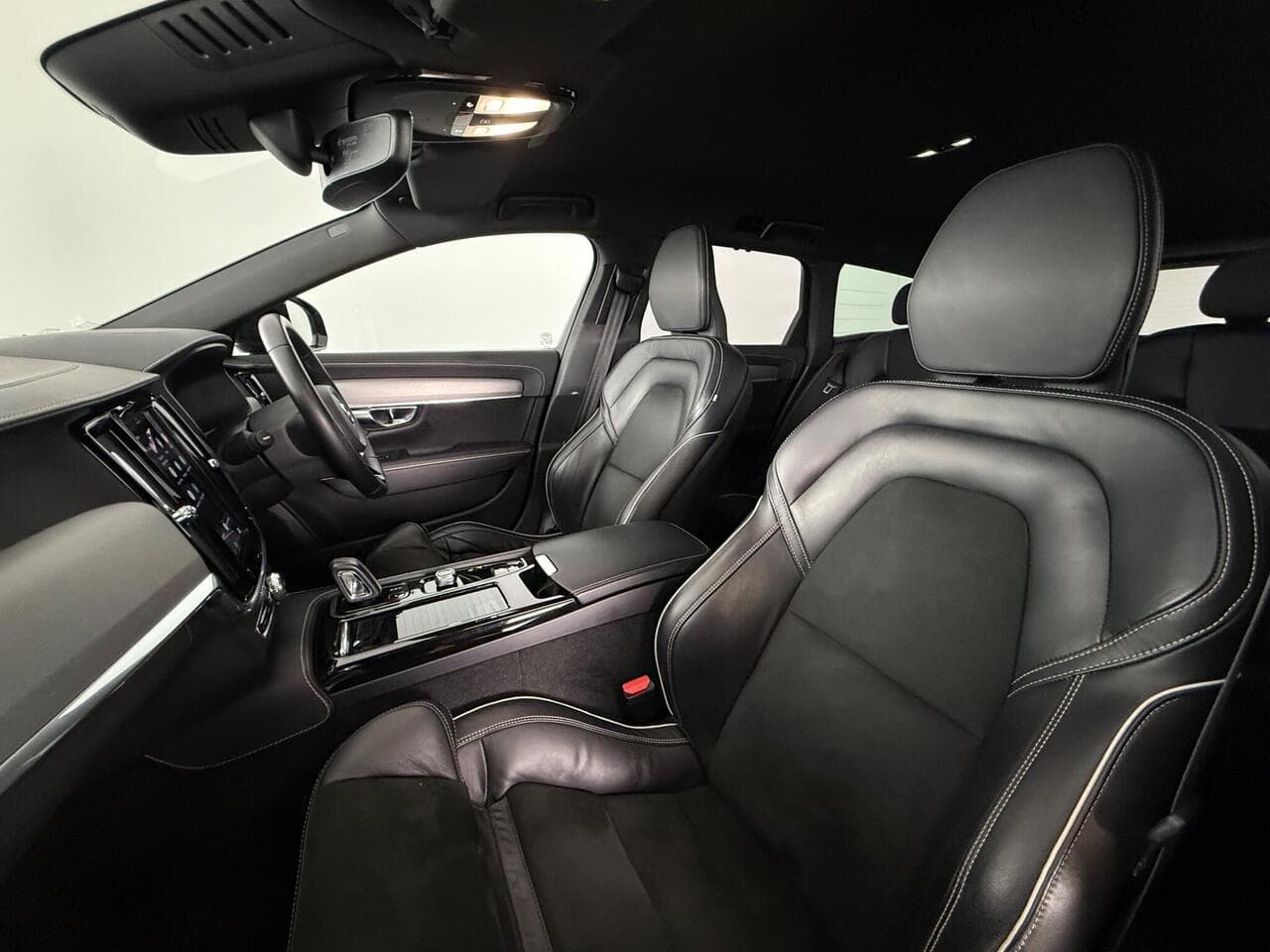 Volvo V90 thumbnail Seat Front Passenger