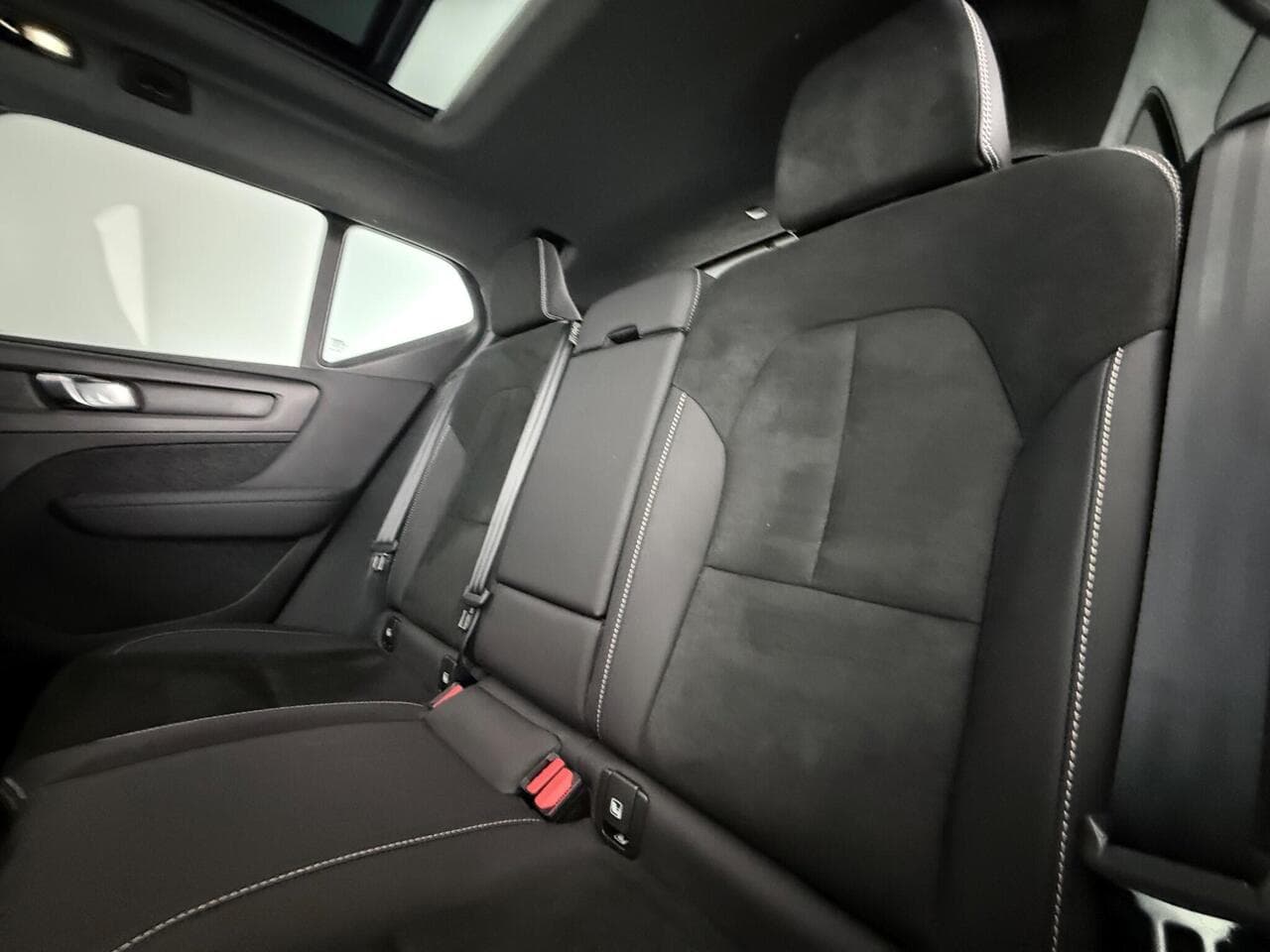 Volvo XC40 thumbnail Seat Front Passenger