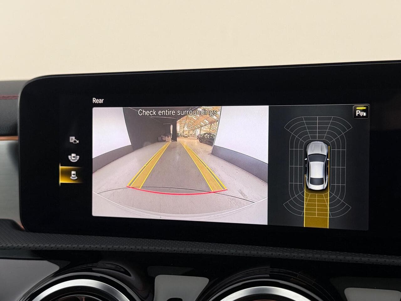 Mercedes-Benz CLA thumbnail Infotainment System