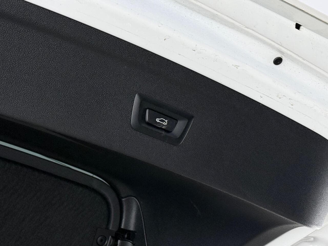 BMW iX thumbnail Misc Controls