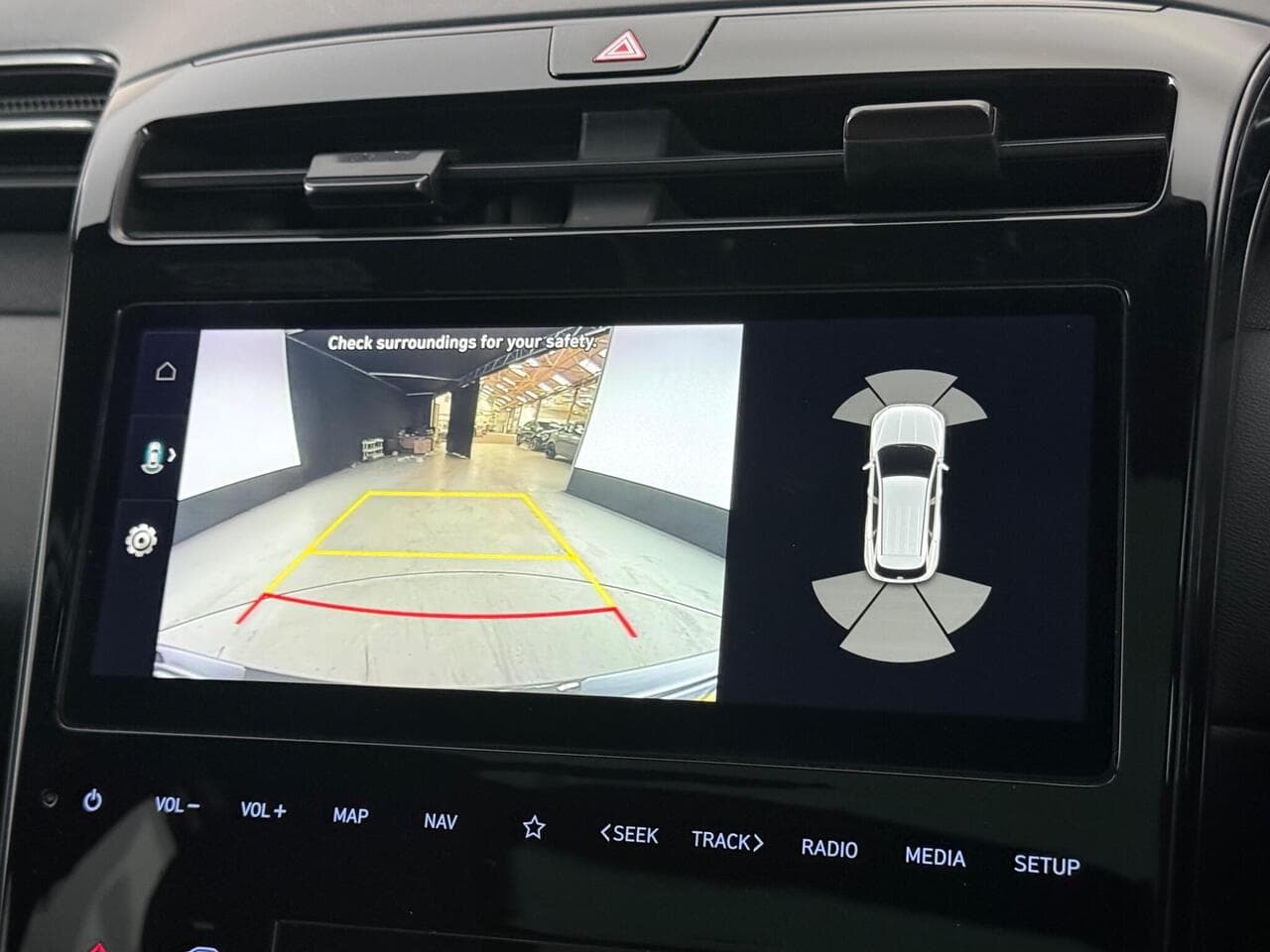 Hyundai TUCSON thumbnail Infotainment System
