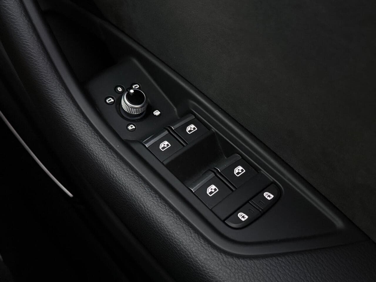 Audi A5 thumbnail Misc Controls