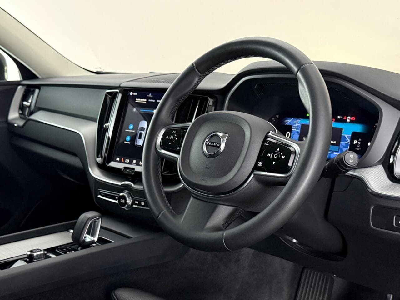 Volvo XC60 thumbnail Steering Wheel
