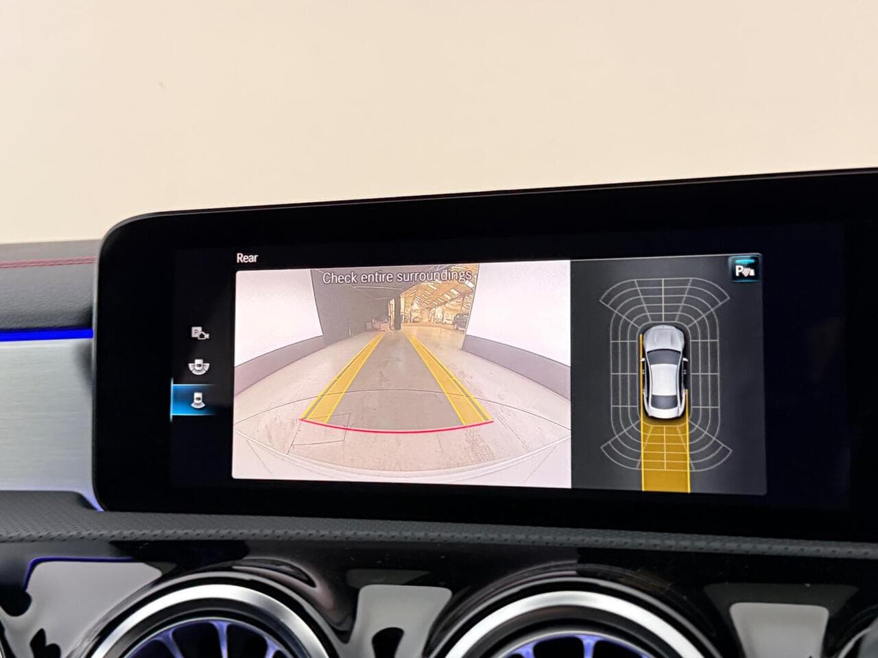 Mercedes-Benz CLA thumbnail Infotainment System