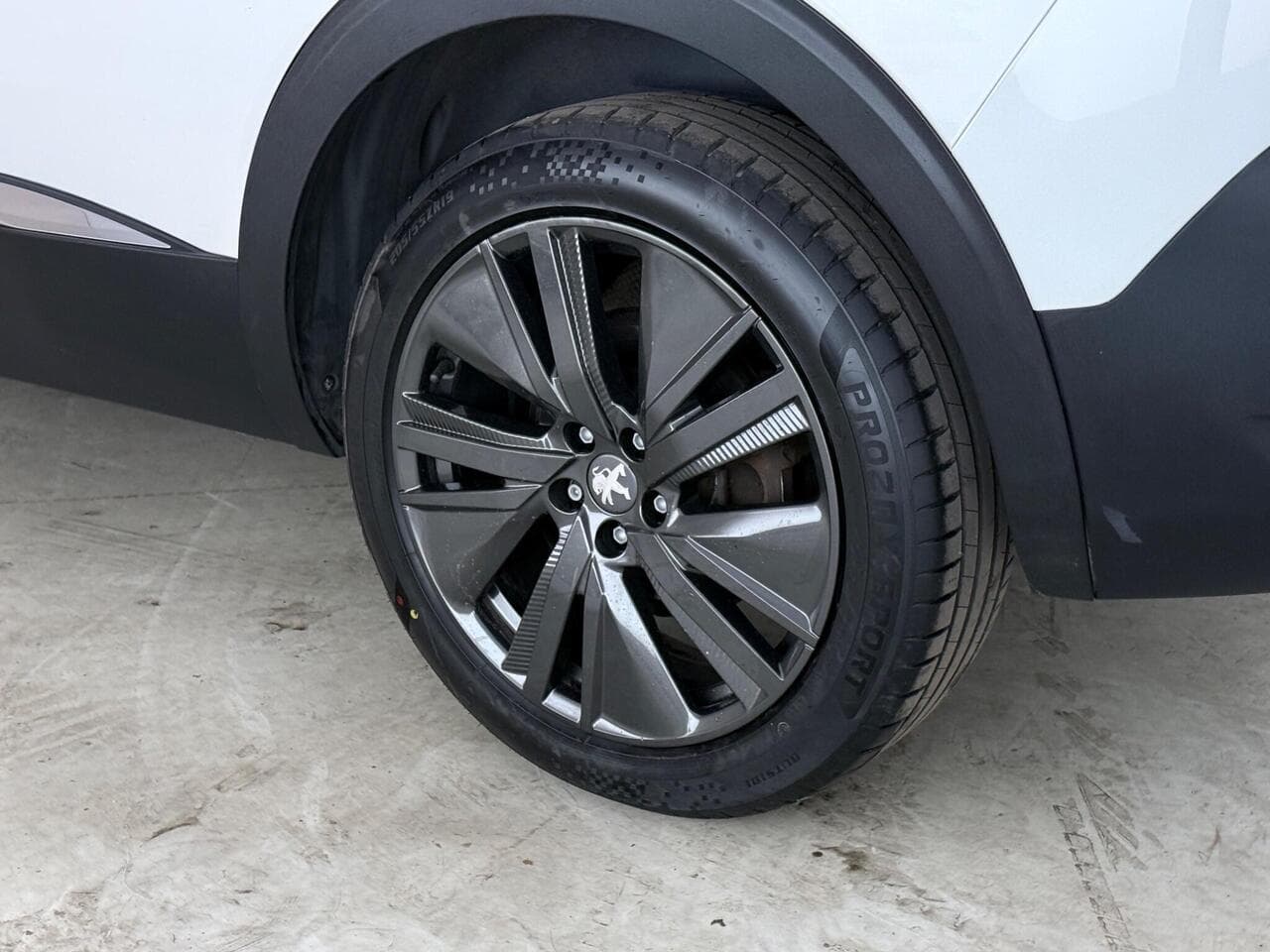 Peugeot 5008 thumbnail Wheel