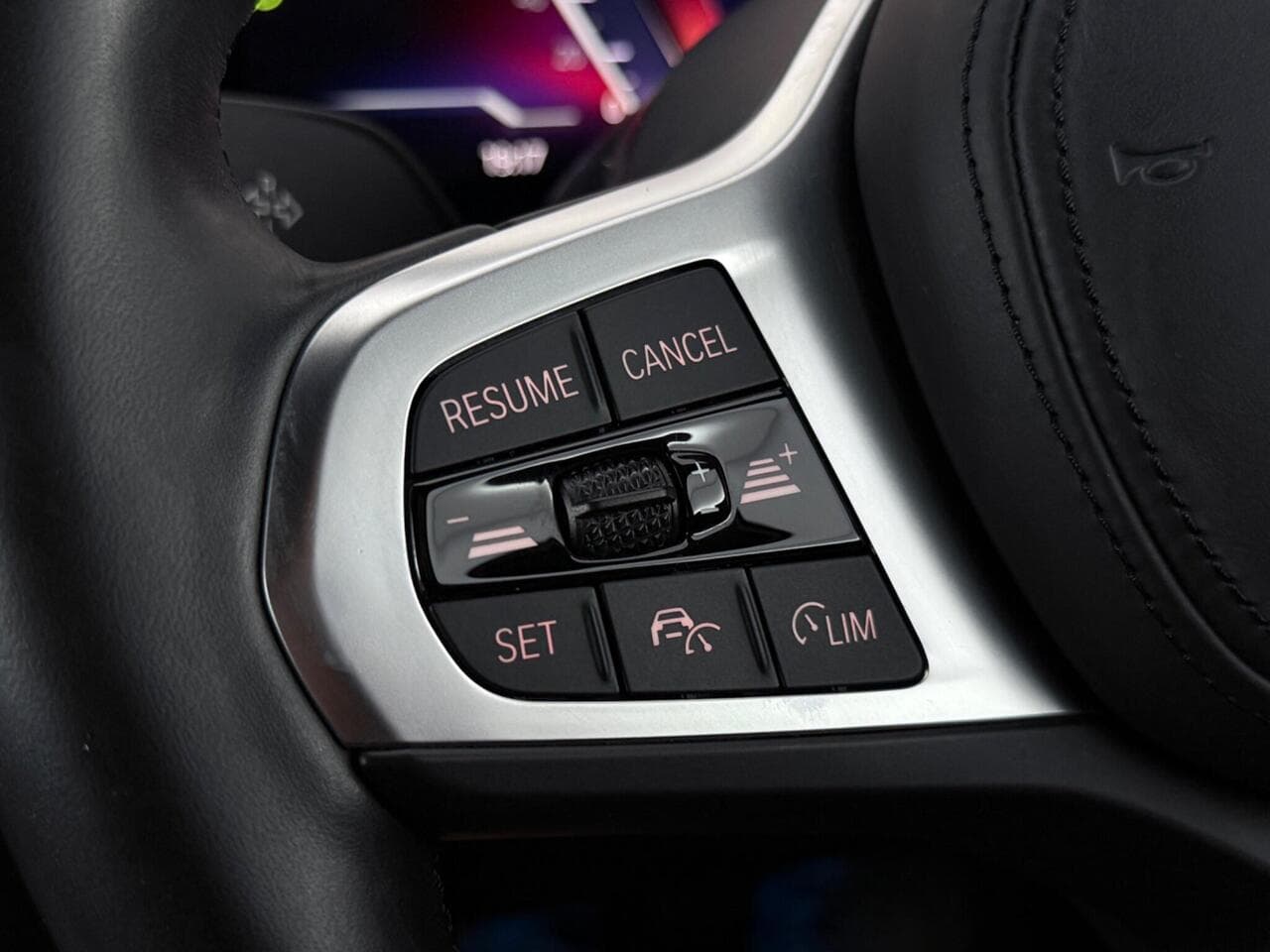 BMW i4 thumbnail Misc Controls