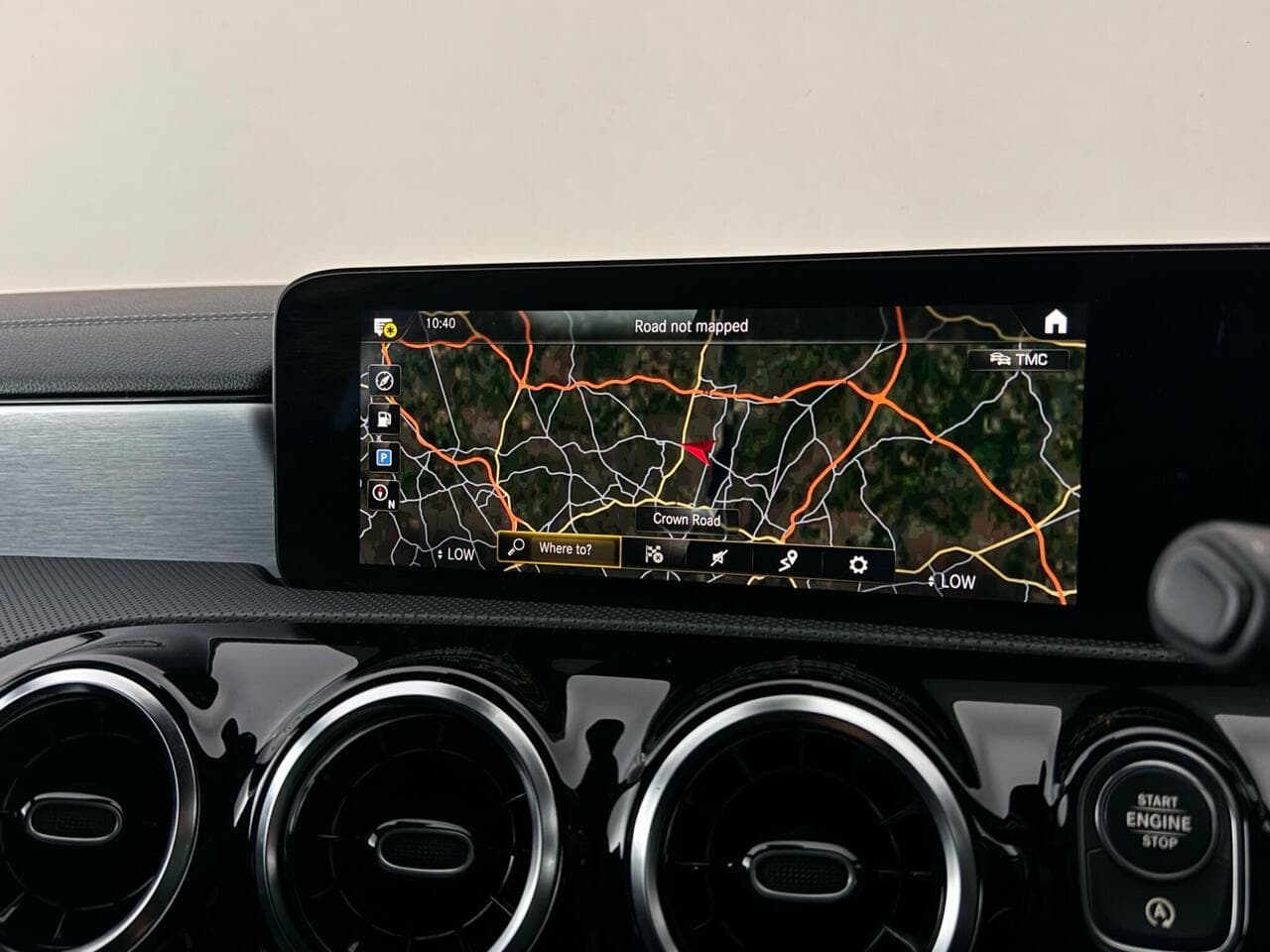 Mercedes-Benz CLA thumbnail Infotainment System