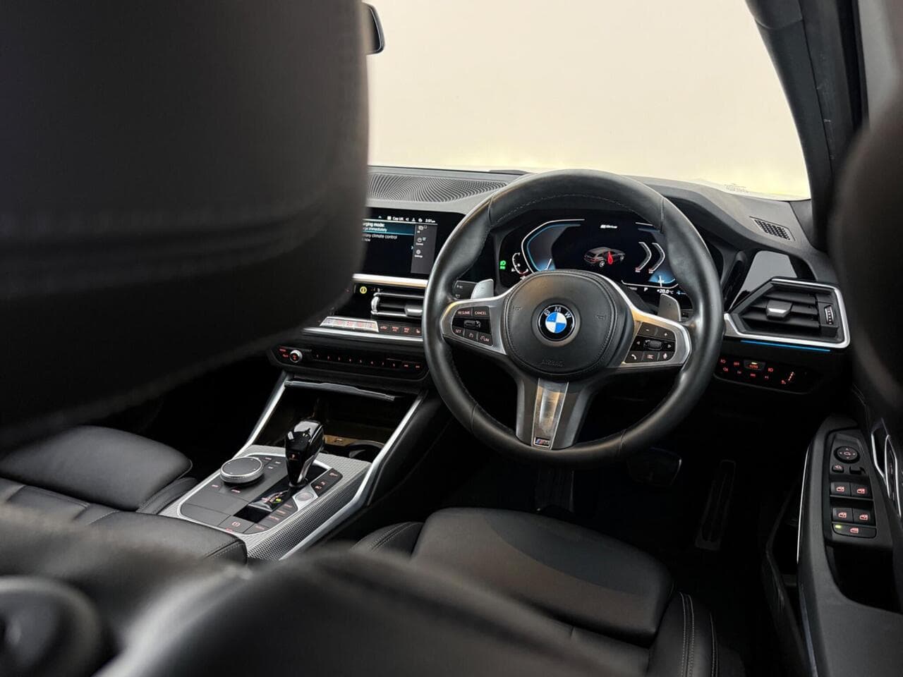 BMW 3 Series thumbnail Steering Wheel