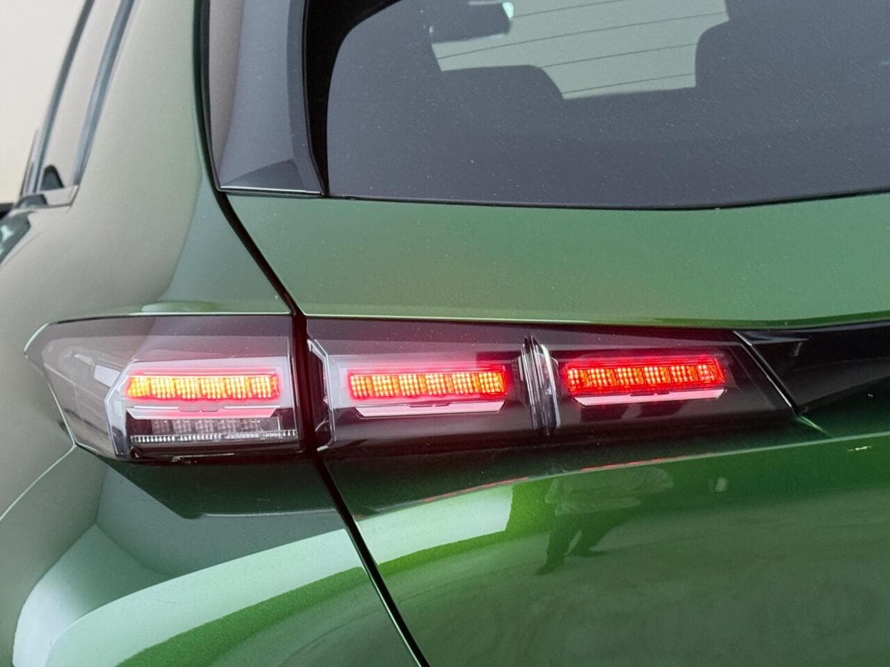 Peugeot 308 thumbnail Lights Rear