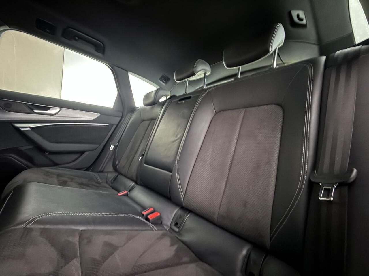 Audi A6 Avant thumbnail Seats Rear