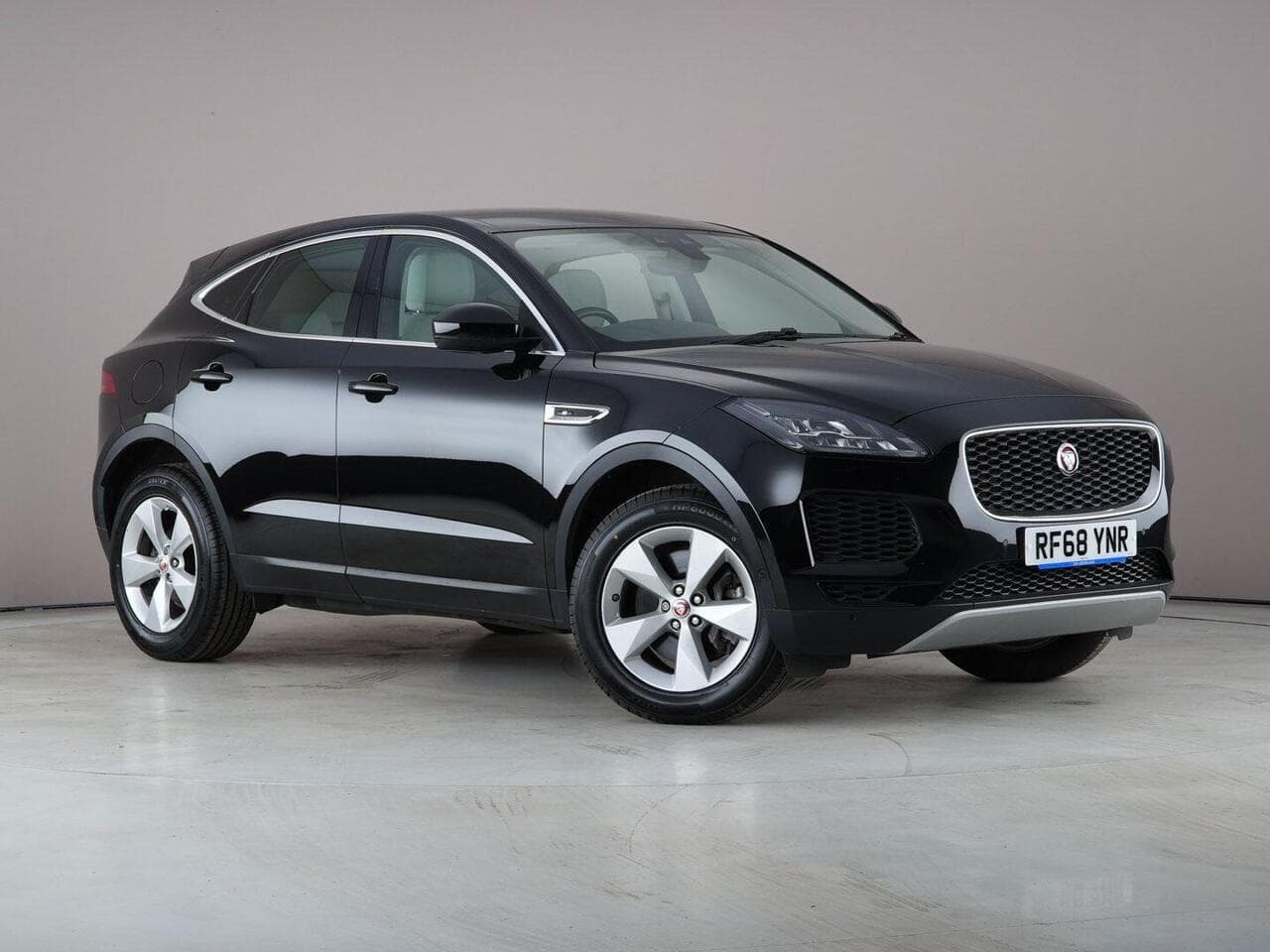 Jaguar E-PACE - Jaguar E-PACE 2.0 P250 S Auto AWD Euro 6 (s/s) 5dr