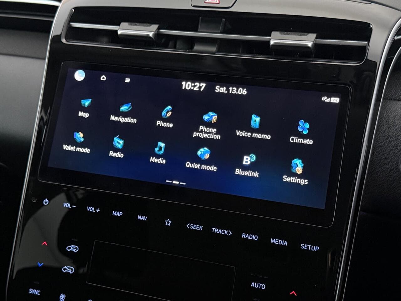 Hyundai TUCSON thumbnail Infotainment System