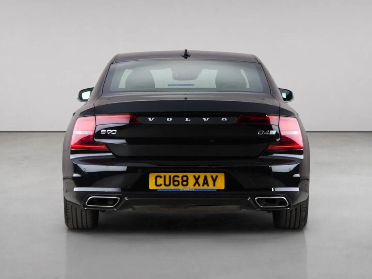 Volvo S90 thumbnail Rear