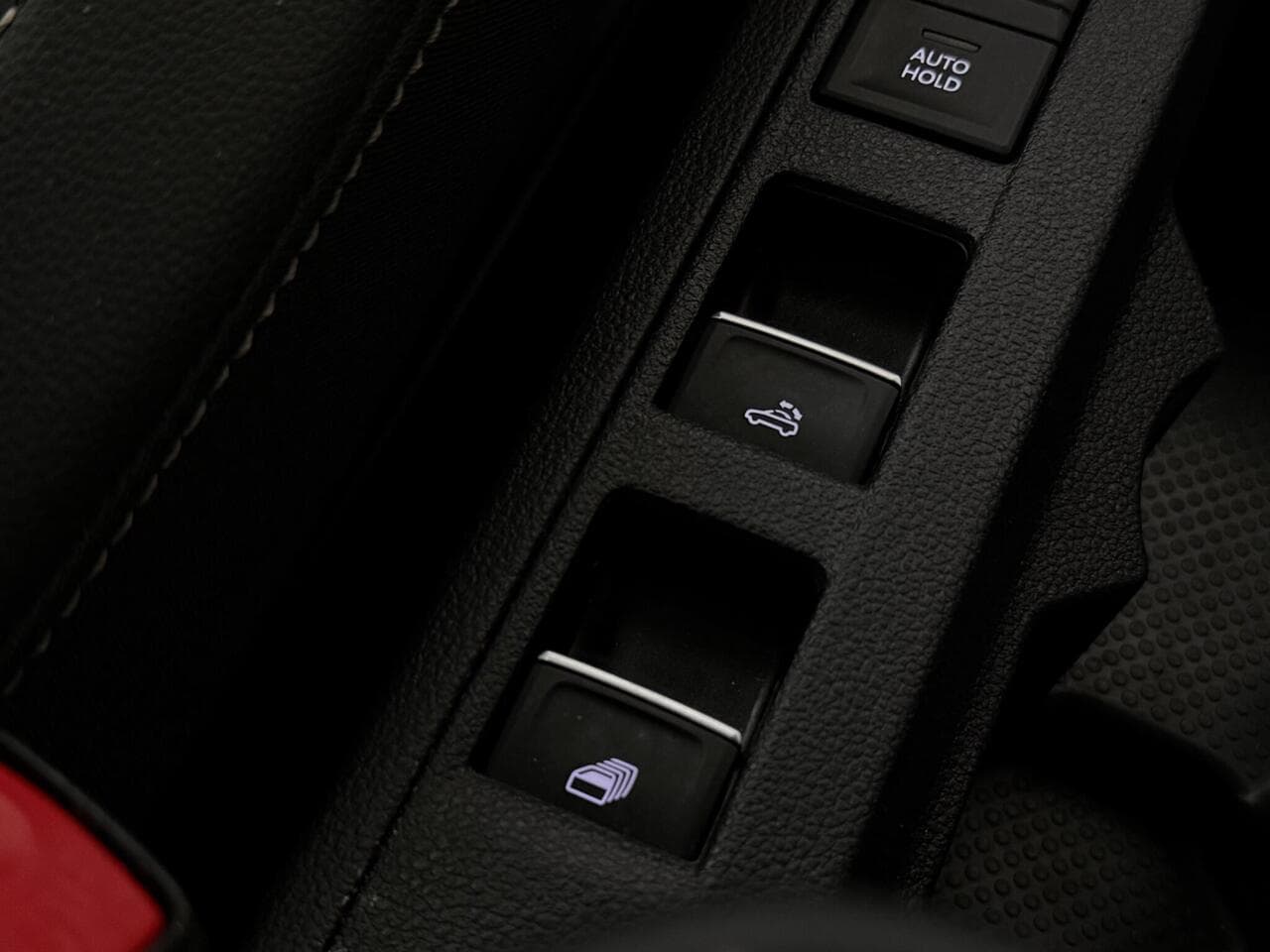 Volkswagen T-Roc thumbnail Misc Controls