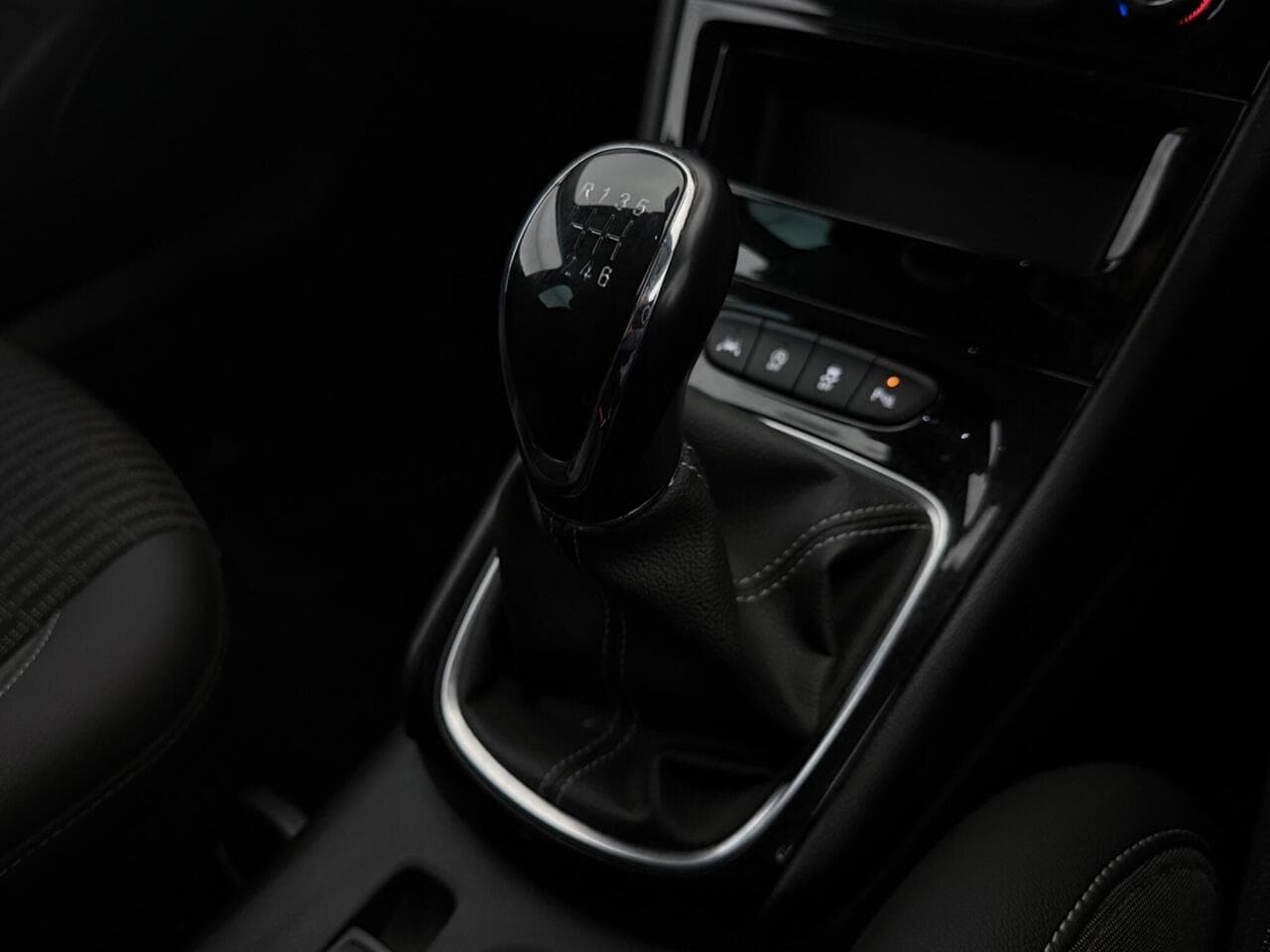 Vauxhall Astra thumbnail Misc Controls