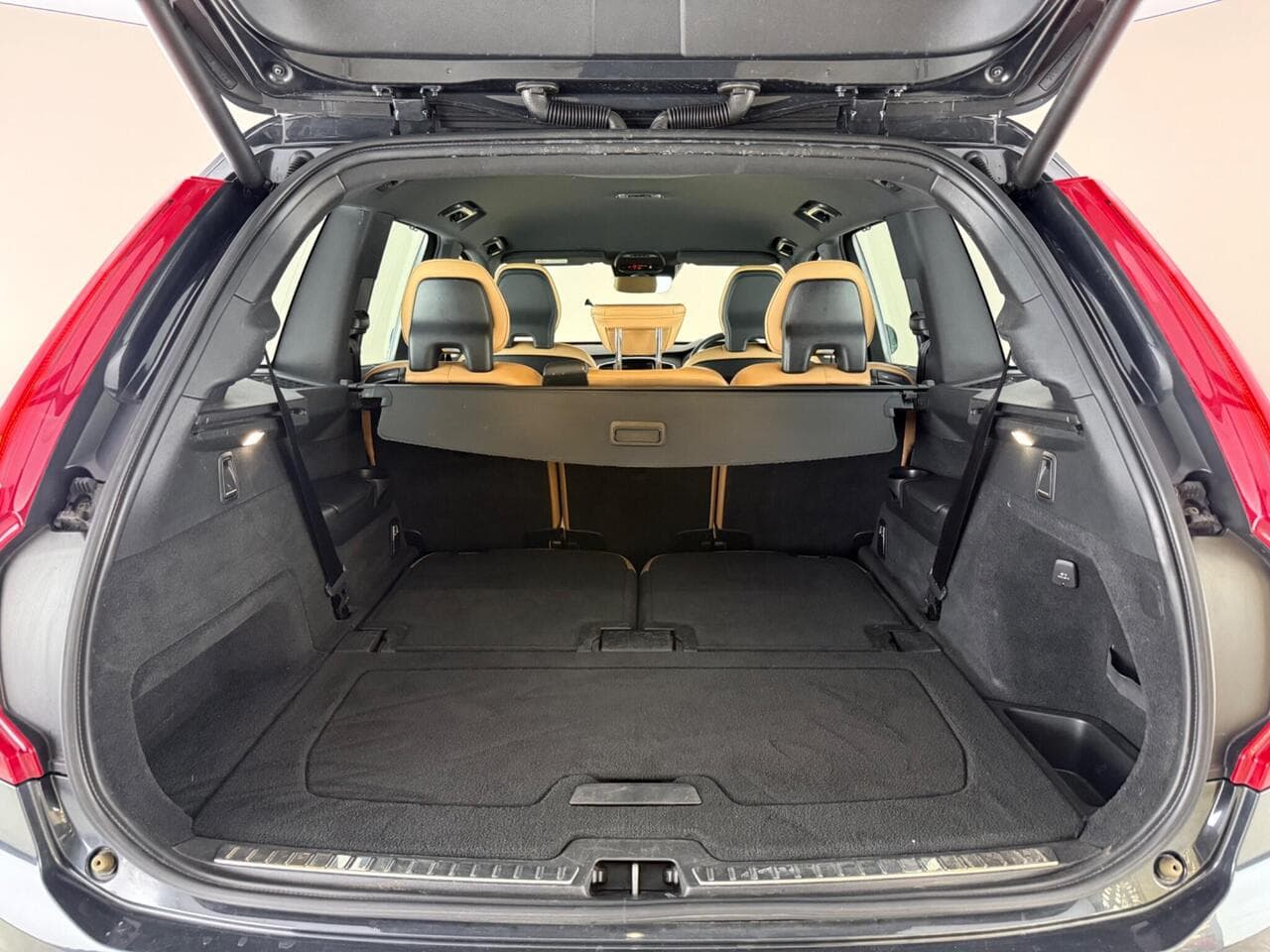 Volvo XC90 thumbnail Boot