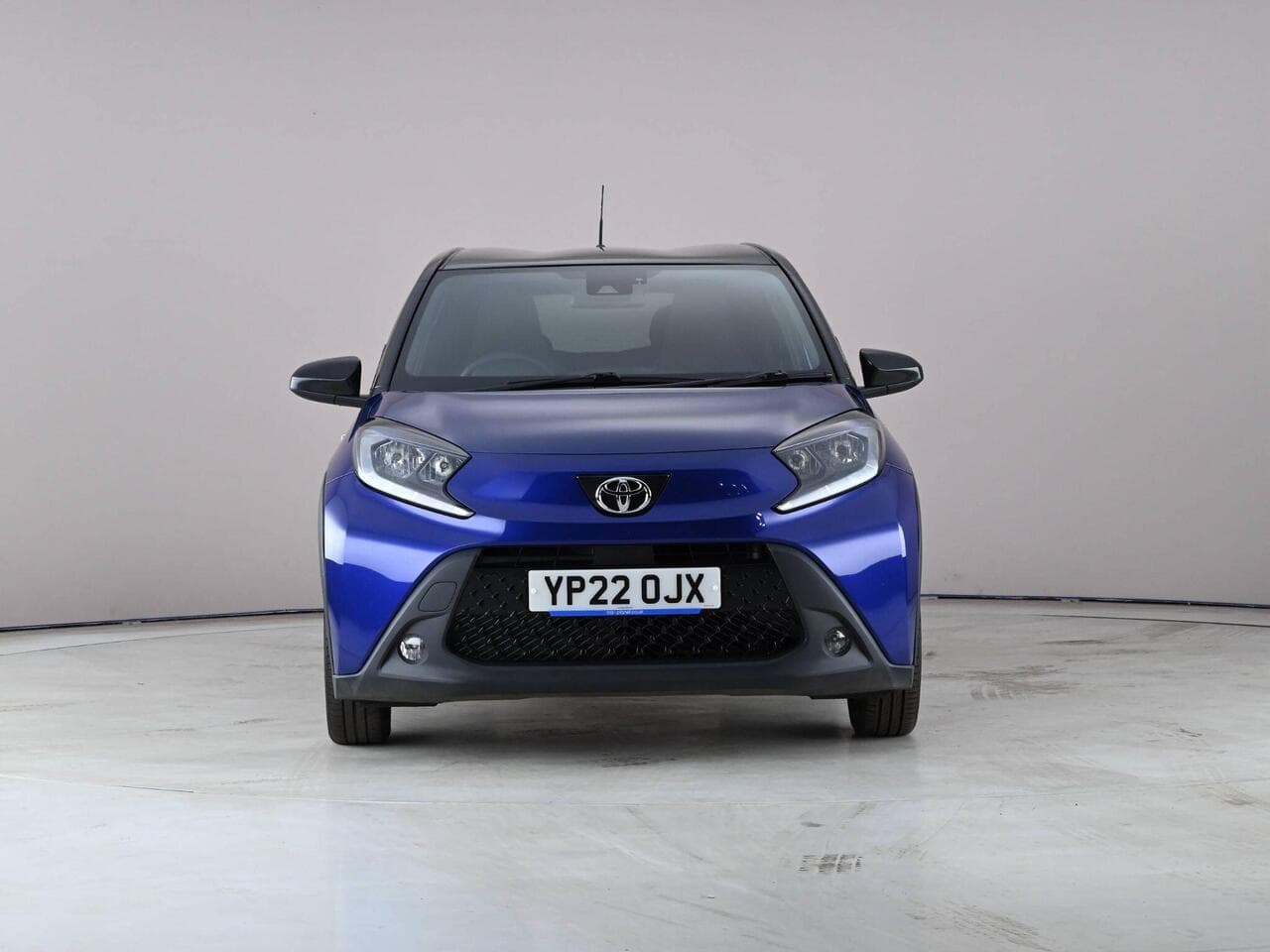 Toyota Aygo X thumbnail Front