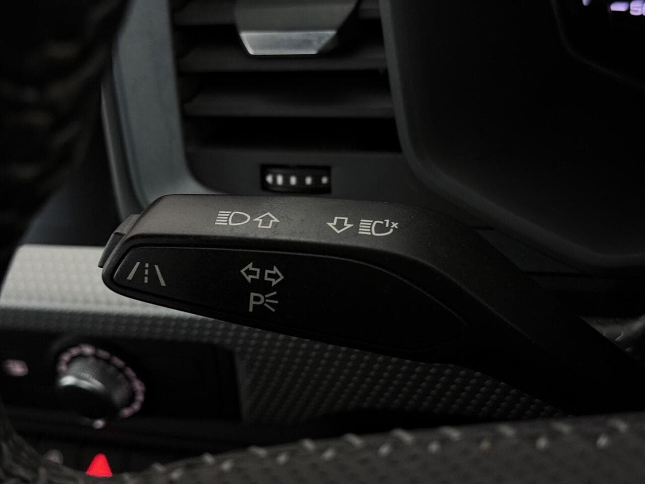 Audi A1 thumbnail Misc Controls