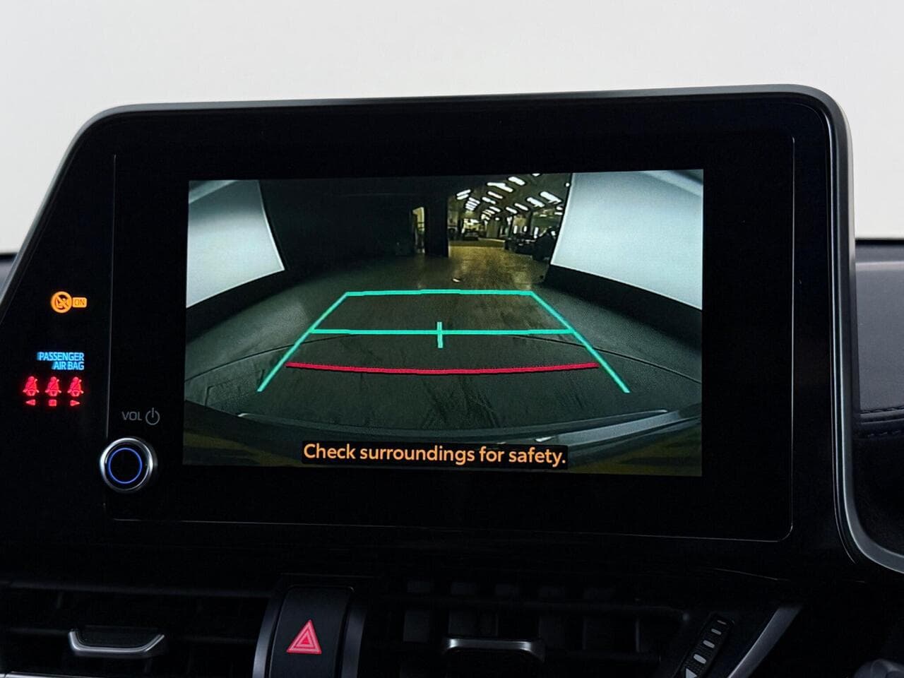 Toyota C-HR thumbnail Infotainment System