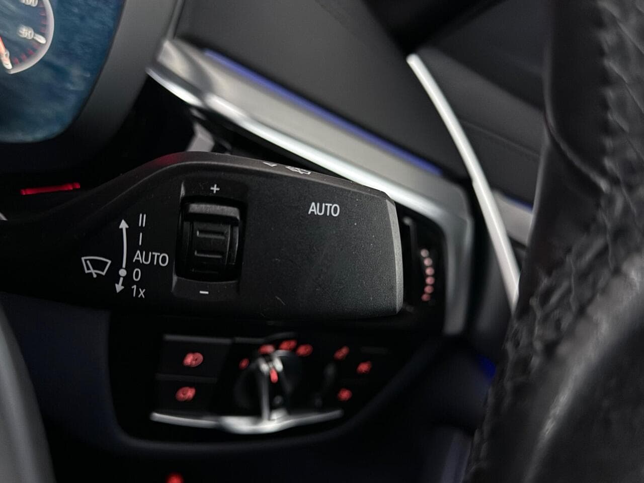BMW 5 Series thumbnail Misc Controls