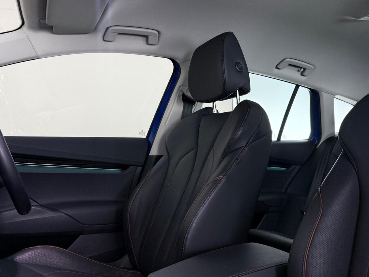 Skoda Enyaq thumbnail Seat Front Passenger