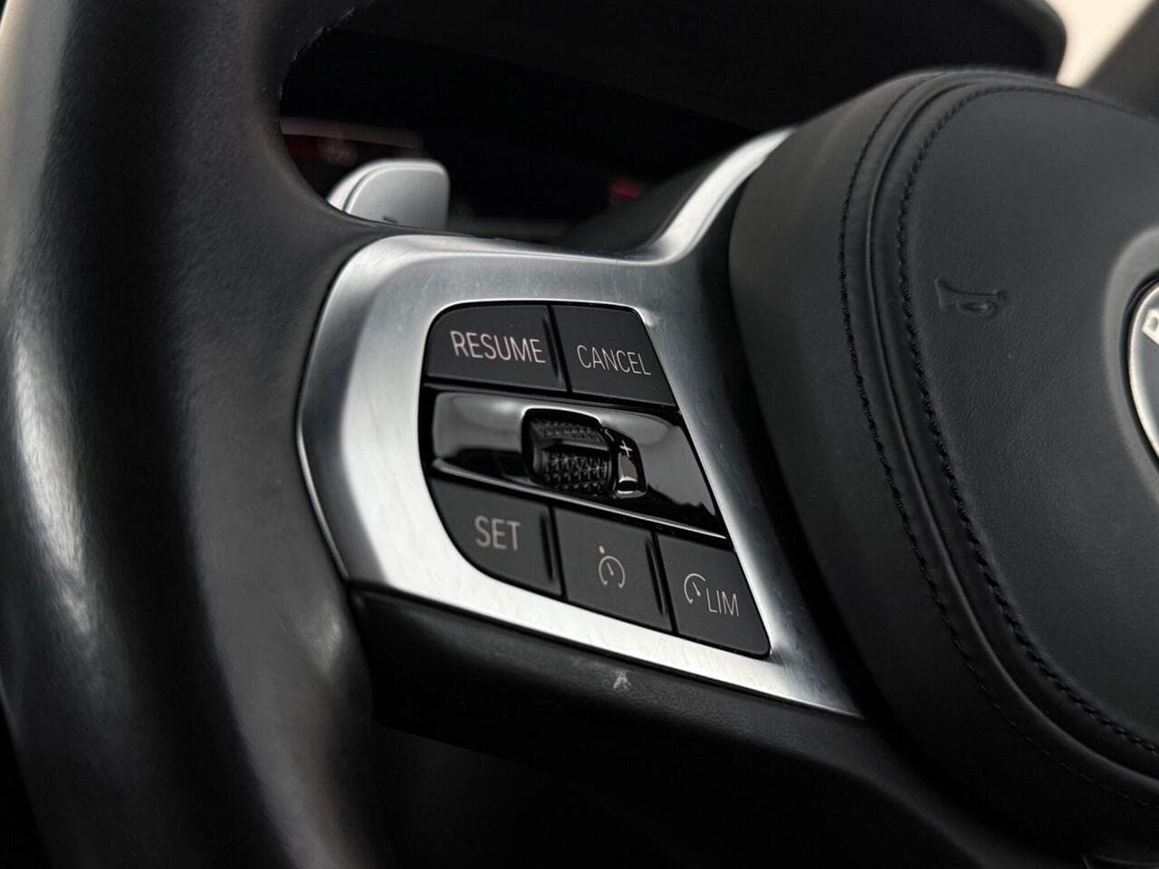 BMW 3 Series thumbnail Misc Controls