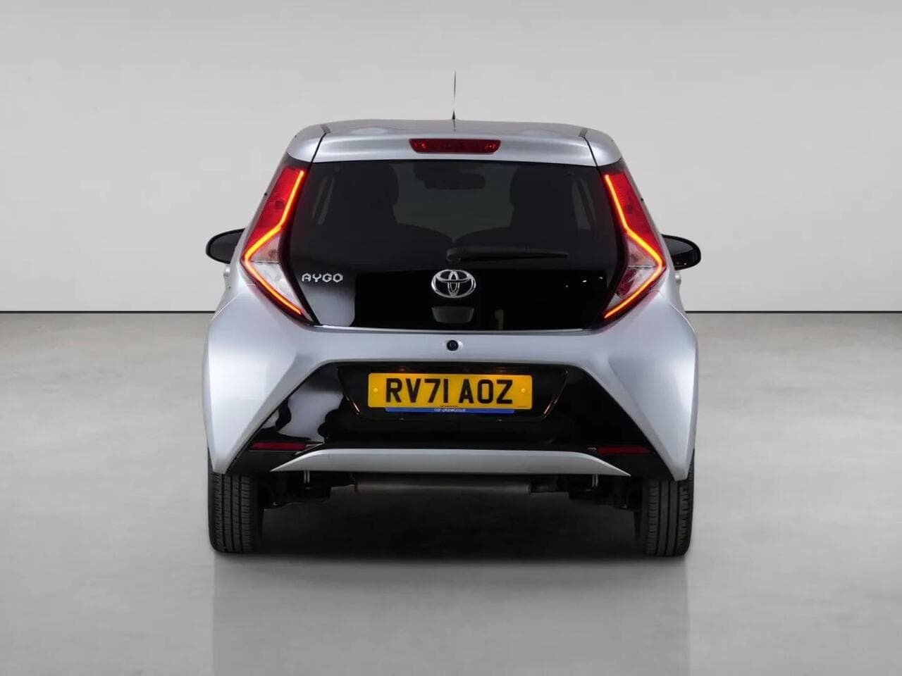 Toyota AYGO thumbnail Rear