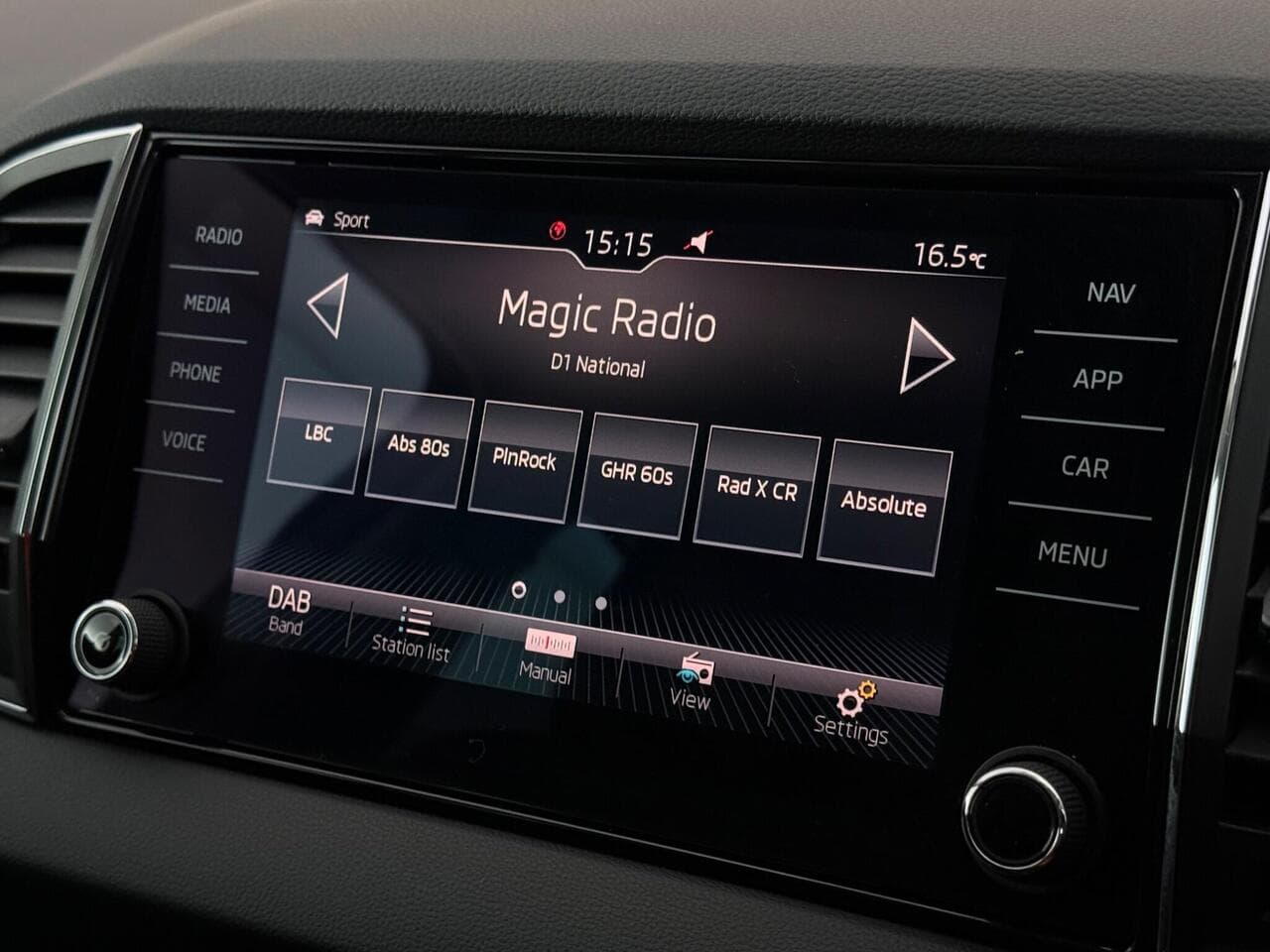 Skoda Karoq thumbnail Infotainment System