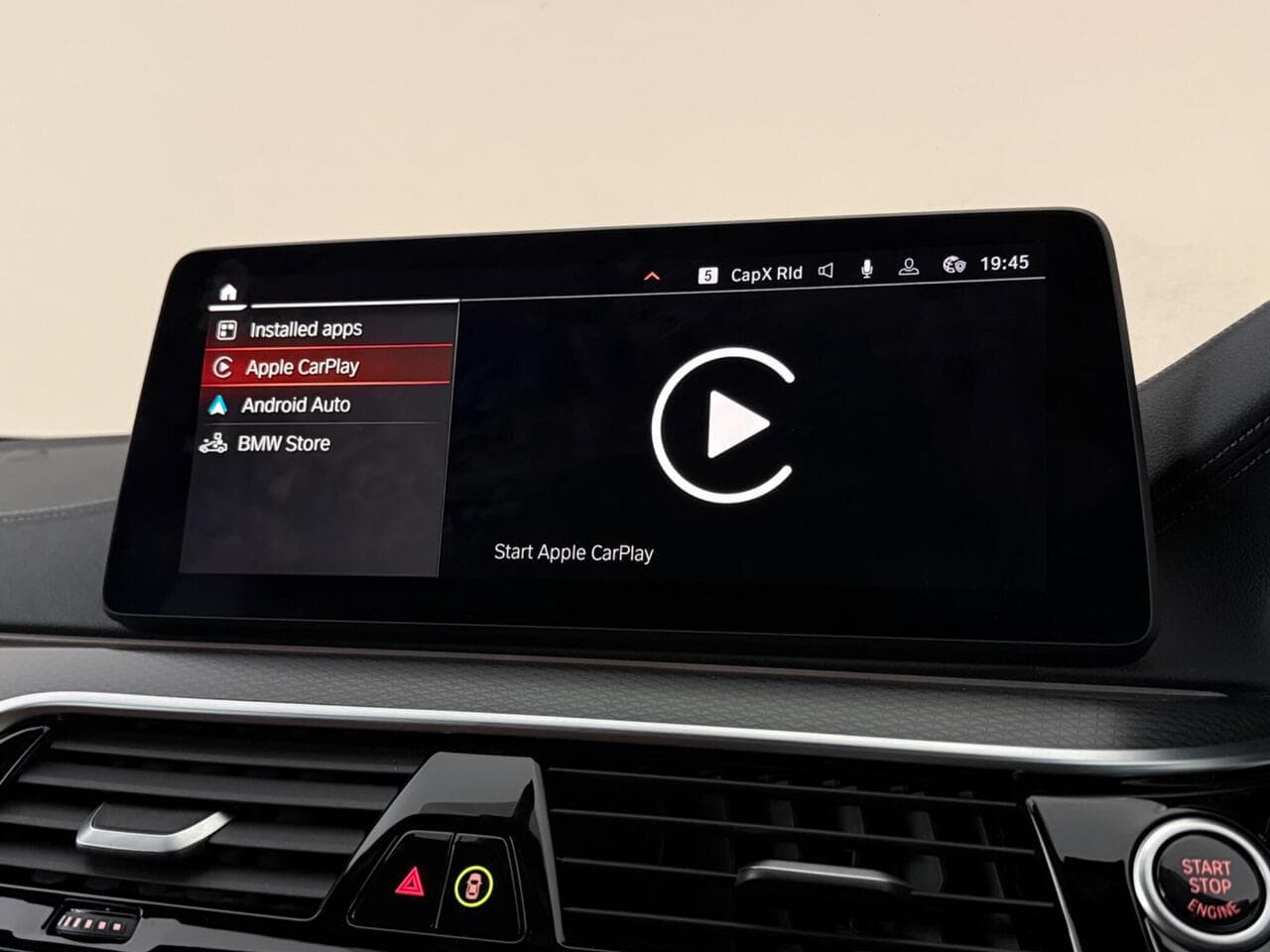 BMW 5 Series thumbnail Infotainment System