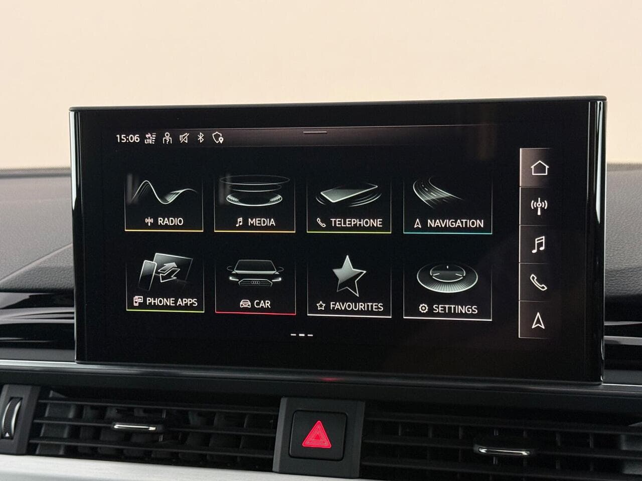 Audi A5 thumbnail Infotainment System
