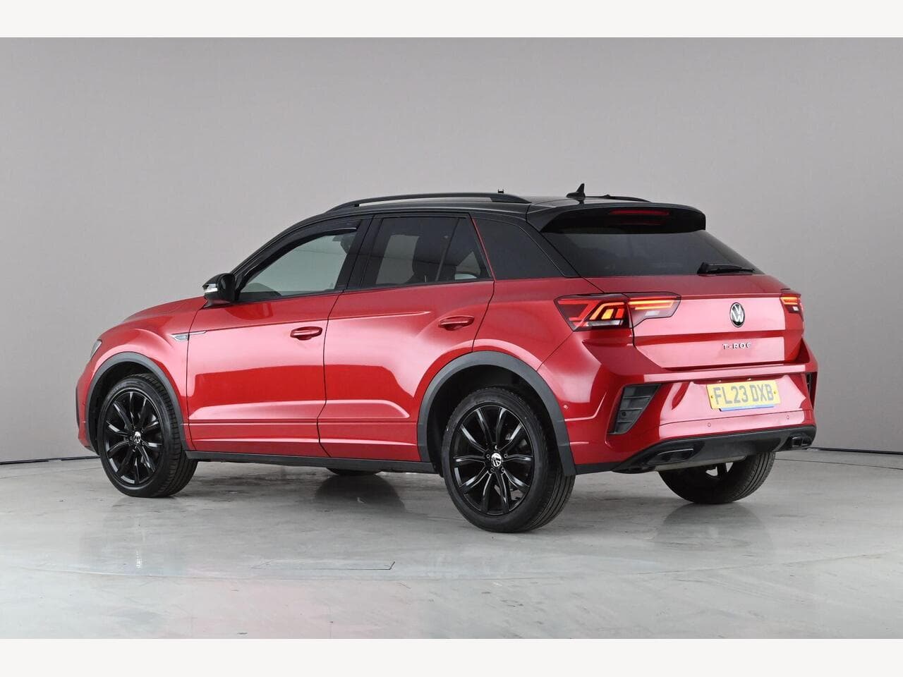 Volkswagen T-Roc thumbnail Rear Left