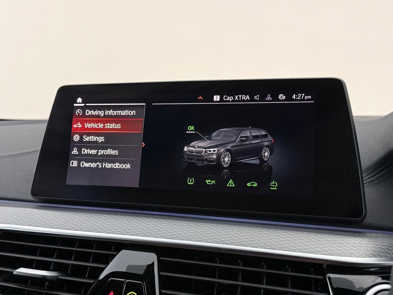 BMW 5 Series thumbnail Infotainment System