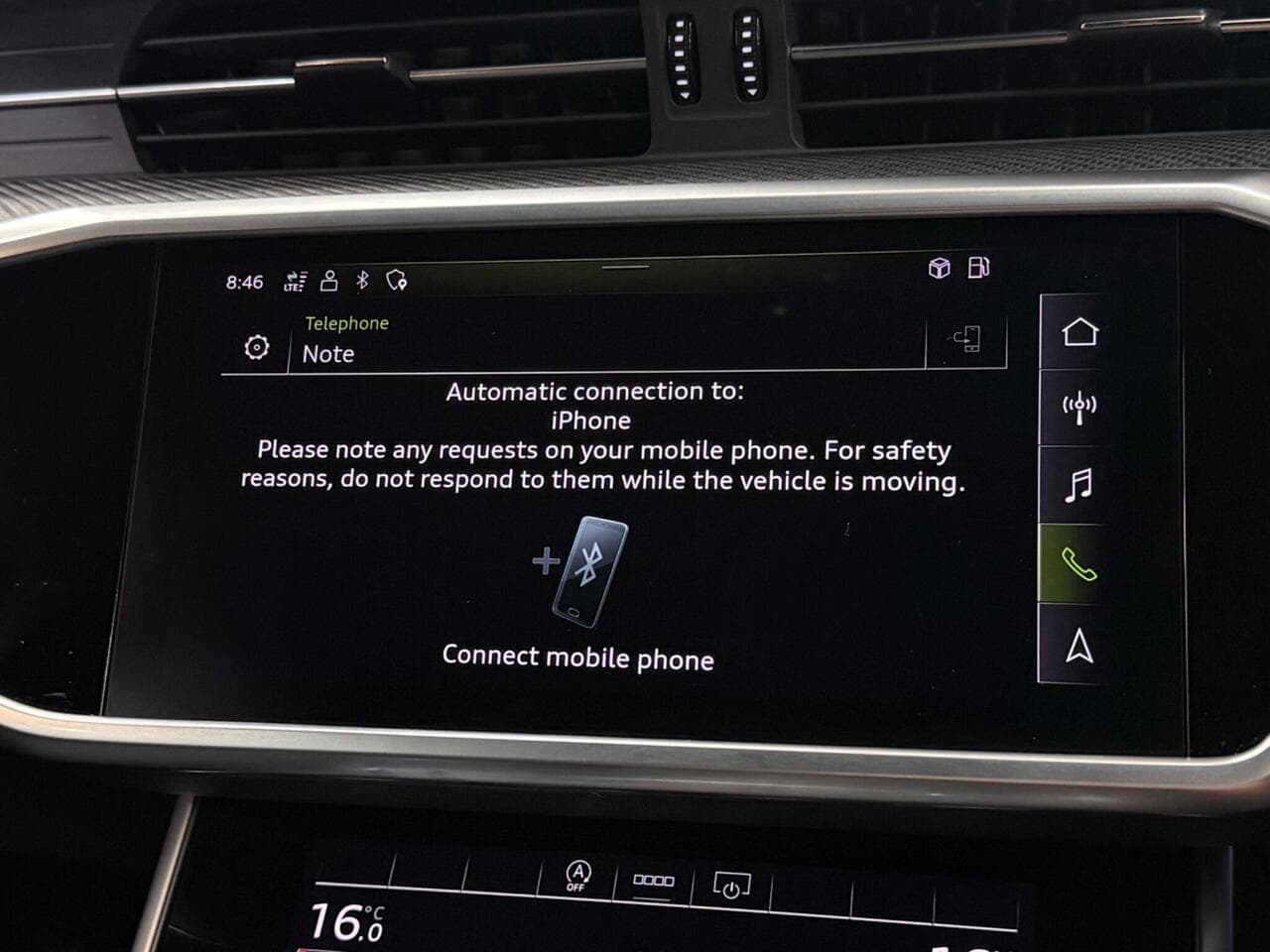 Audi A6 Avant thumbnail Infotainment System