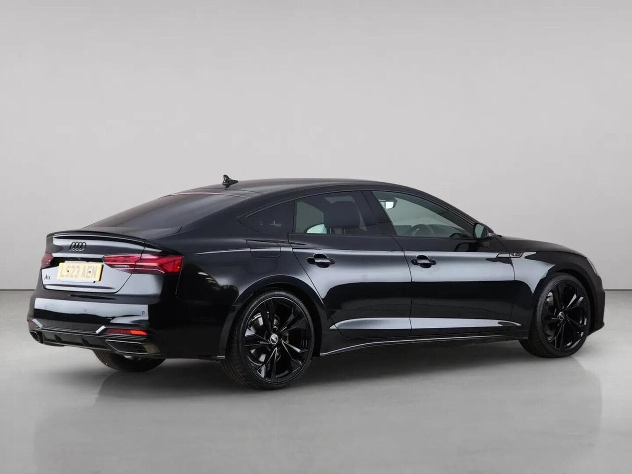 Audi A5 thumbnail Rear Right