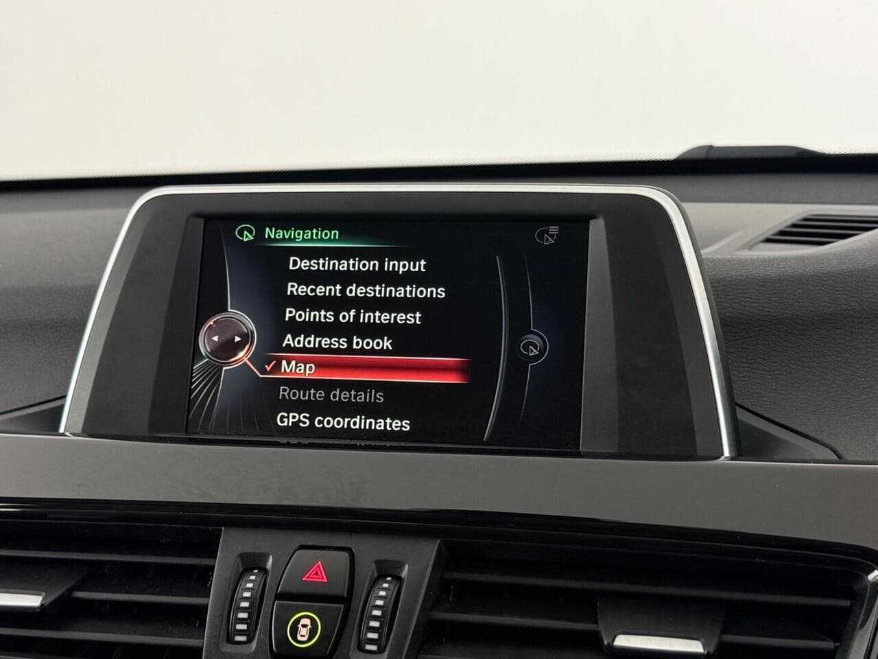 BMW X1 thumbnail Infotainment System