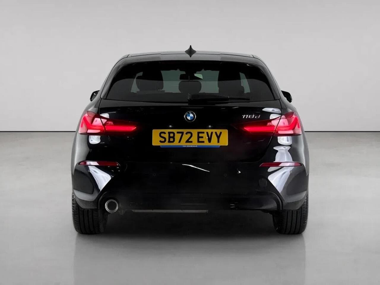 BMW 1 Series thumbnail Rear