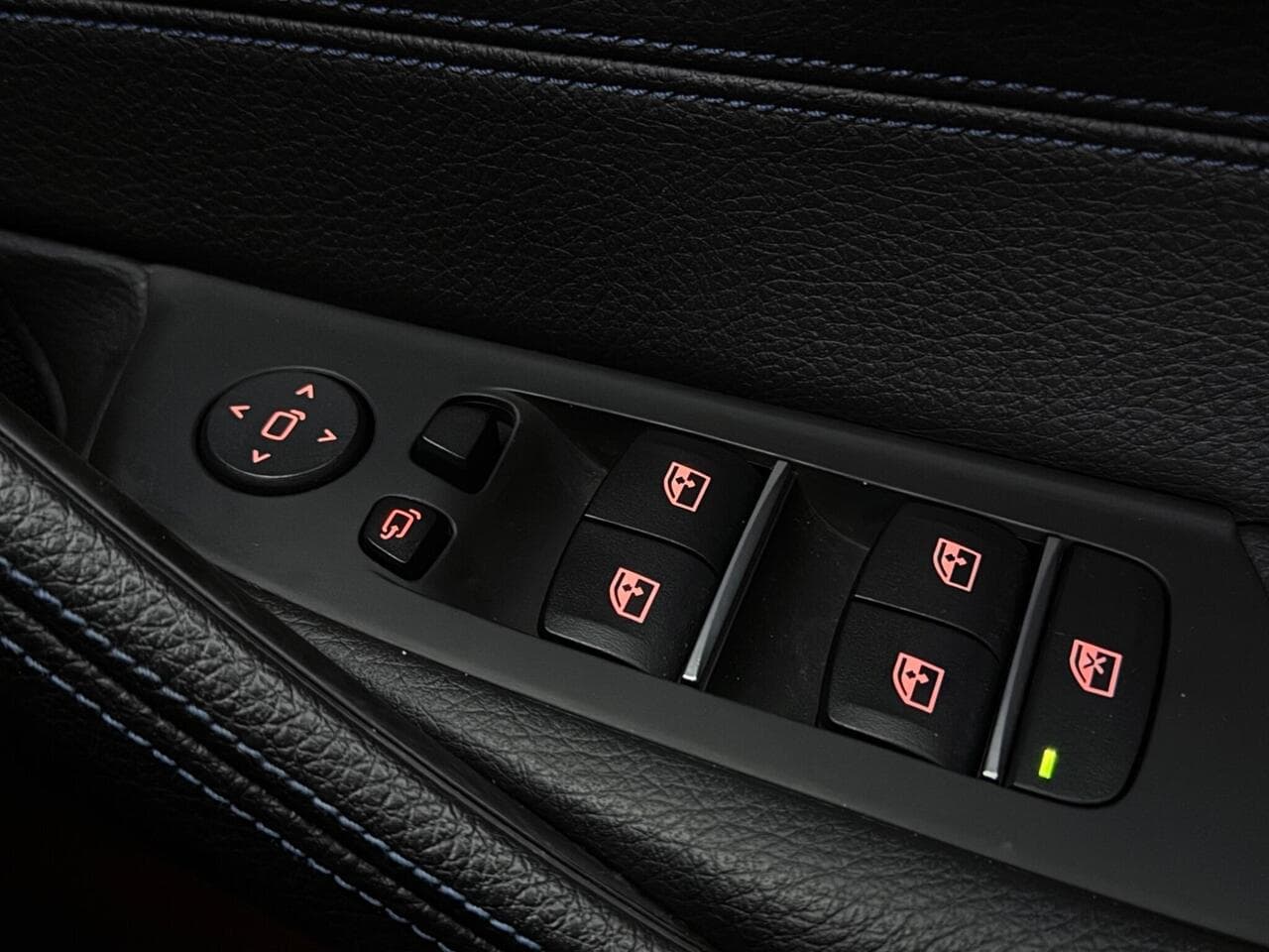 BMW 5 Series thumbnail Misc Controls
