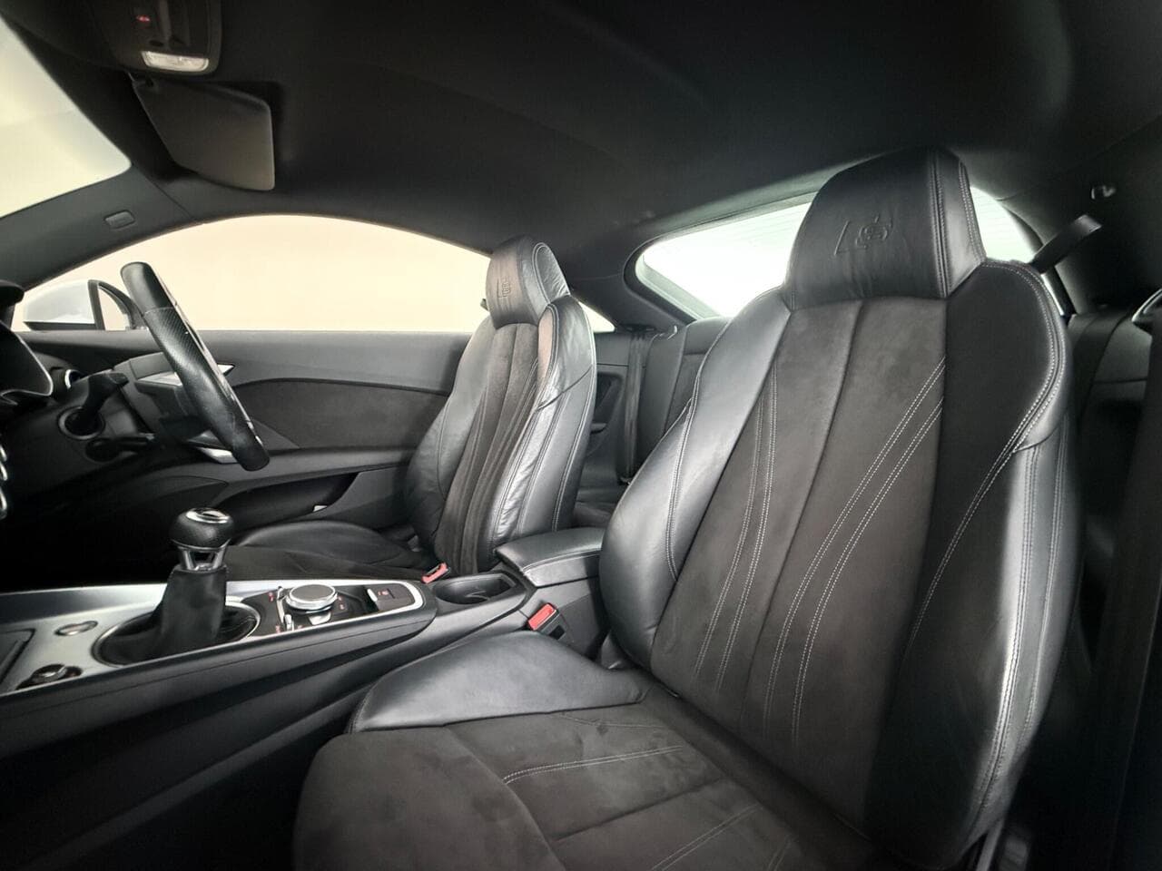 Audi TT thumbnail Seat Front Passenger